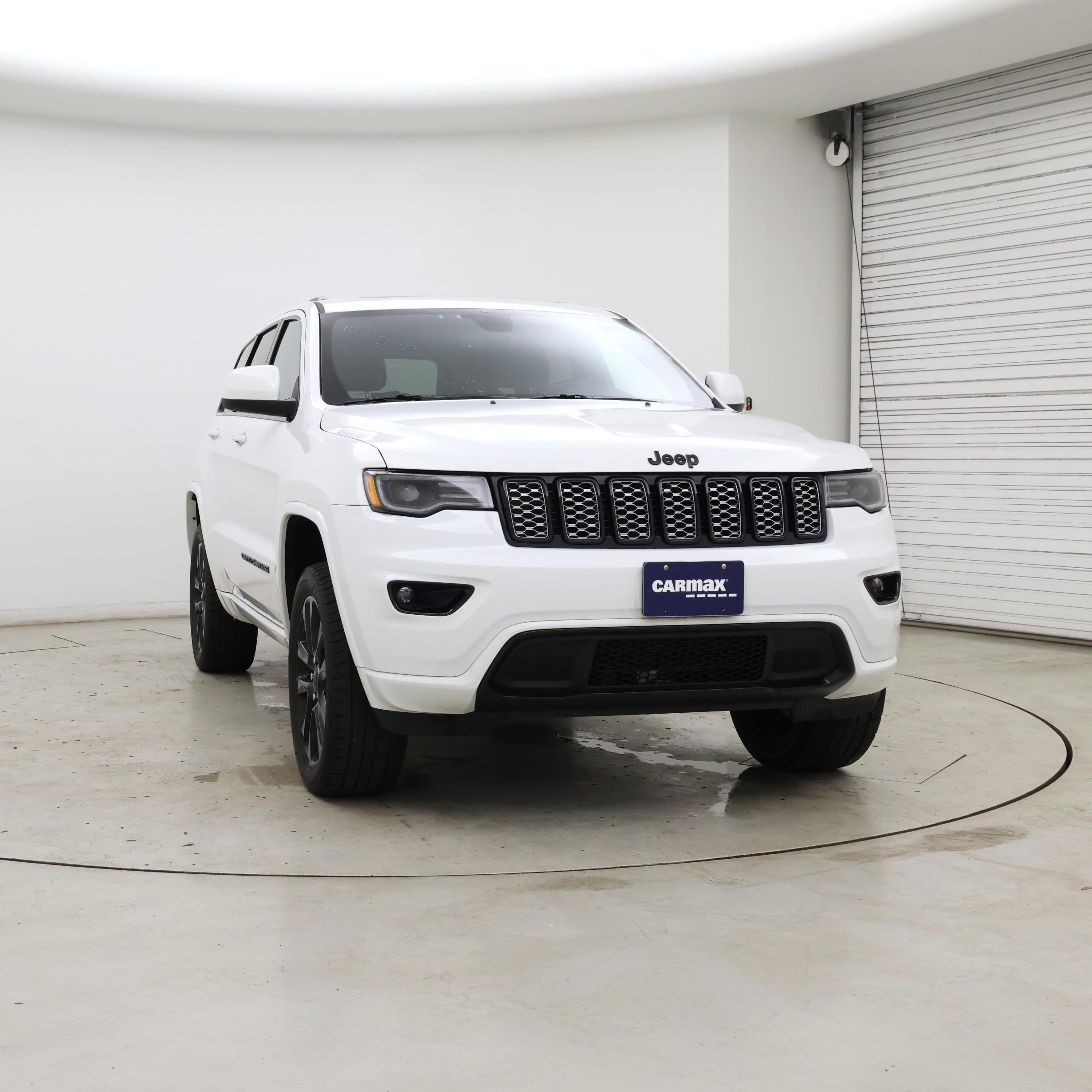 Thumbnail: 2020 Jeep Grand Cherokee - 5