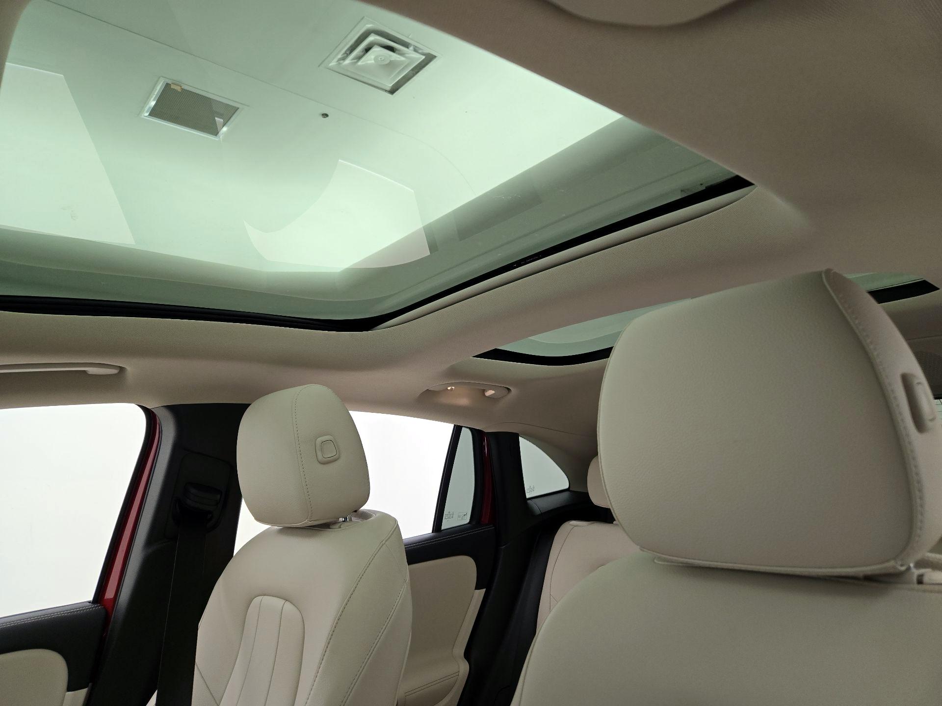 Thumbnail: 2021 Mercedes-Benz GLA - 18