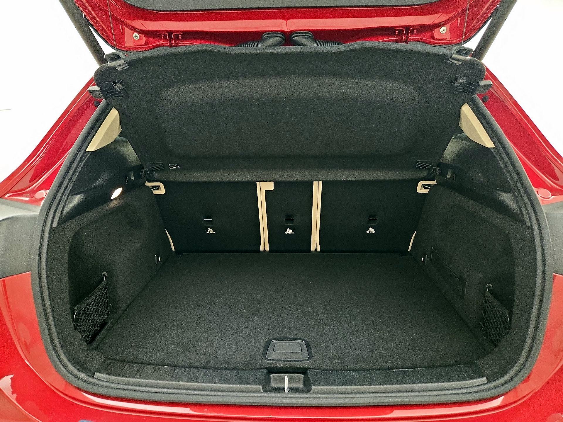 Thumbnail: 2021 Mercedes-Benz GLA - 20