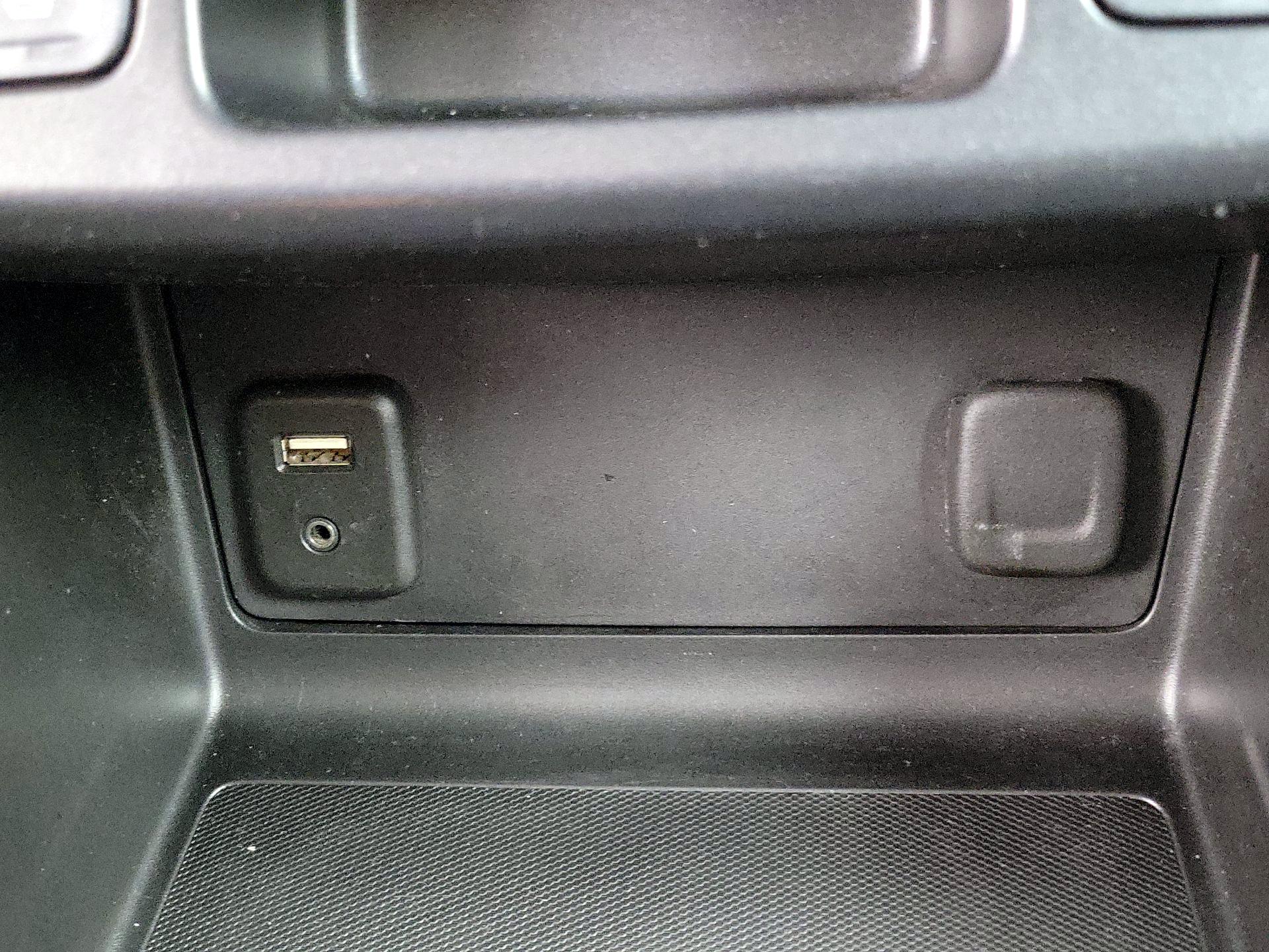 Thumbnail: 2017 Chevrolet Colorado - 18