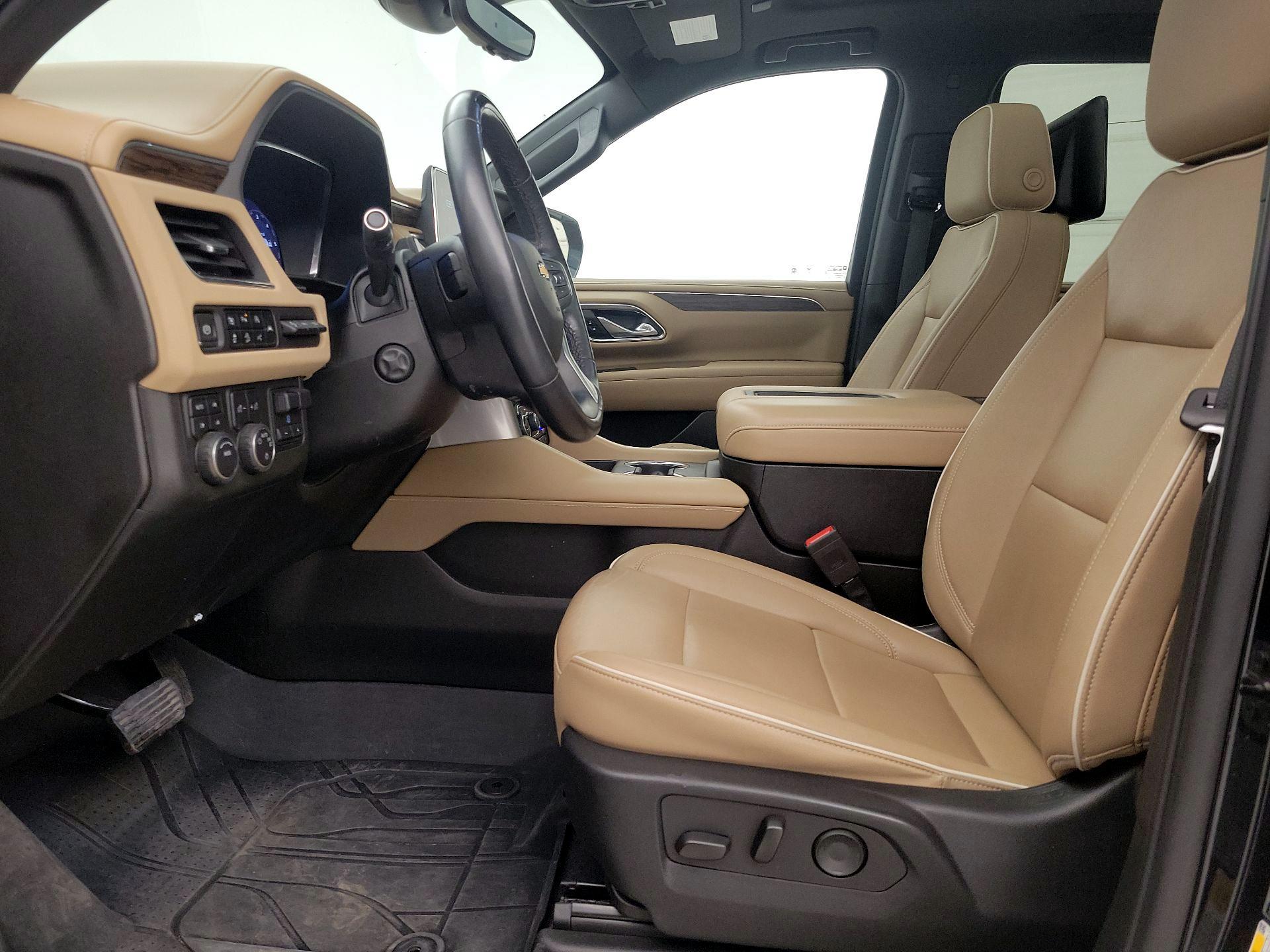 Thumbnail: 2023 Chevrolet Tahoe - 11