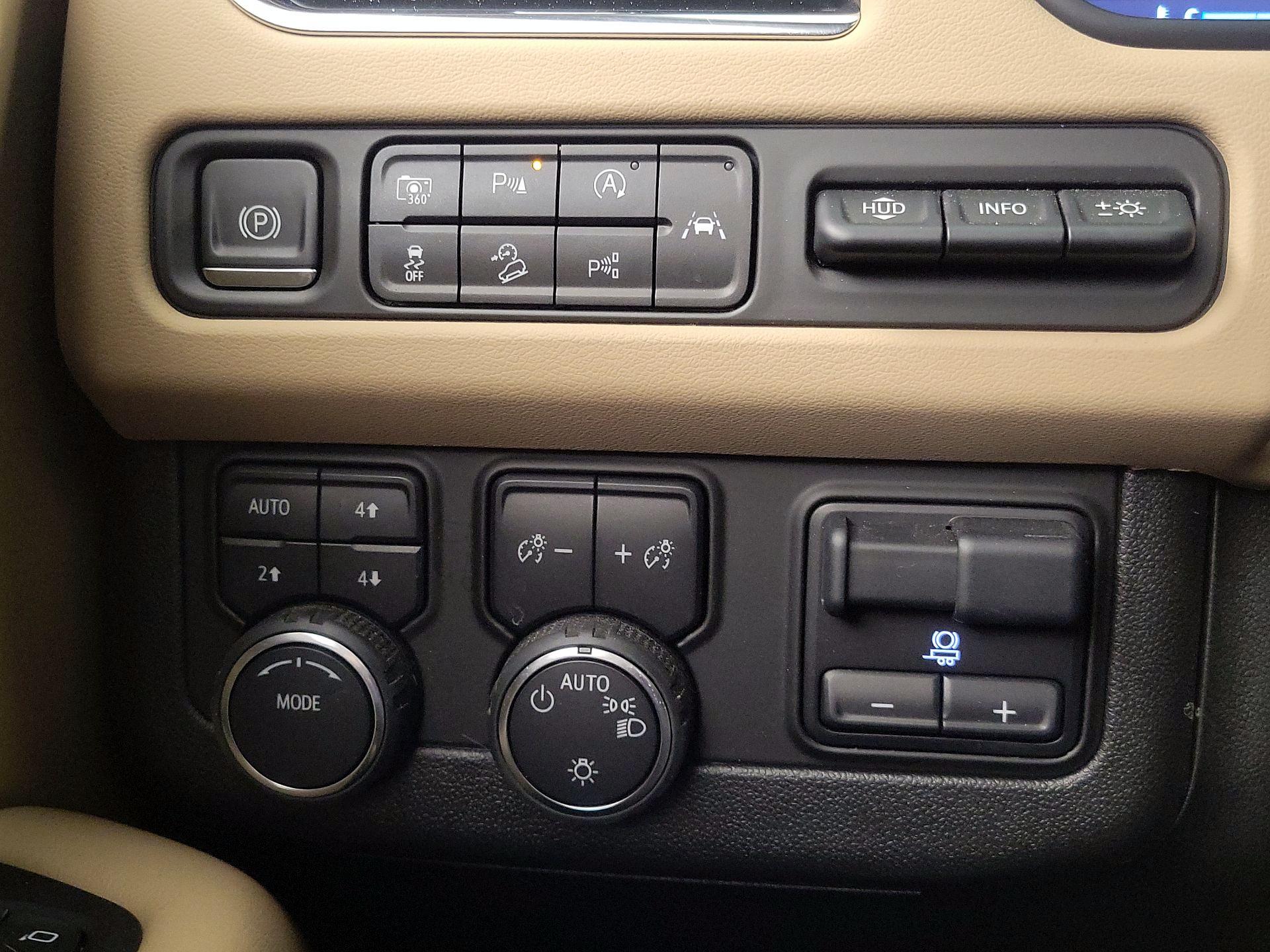 Thumbnail: 2023 Chevrolet Tahoe - 13