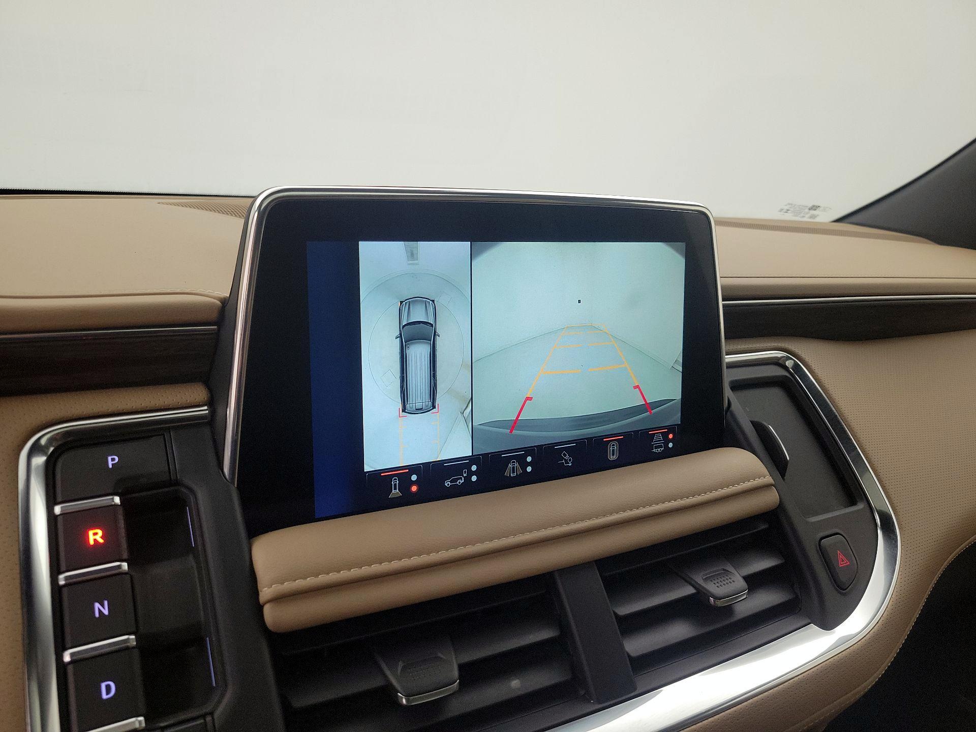 Thumbnail: 2023 Chevrolet Tahoe - 14