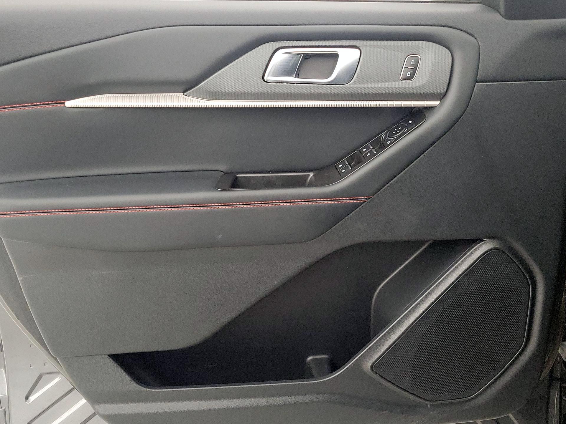 Thumbnail: 2025 Ford Explorer - 12