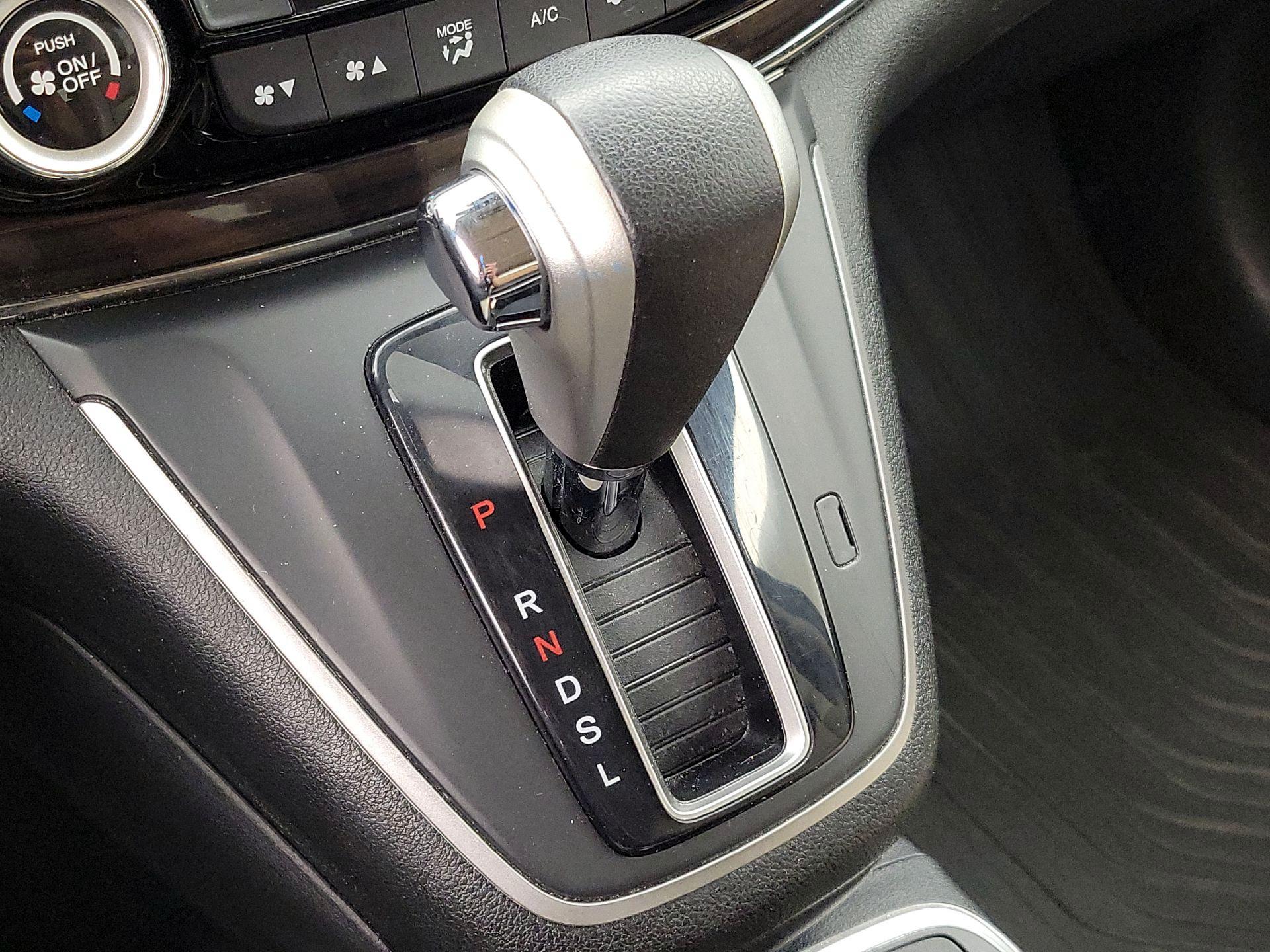 Thumbnail: 2015 Honda CR-V - 17