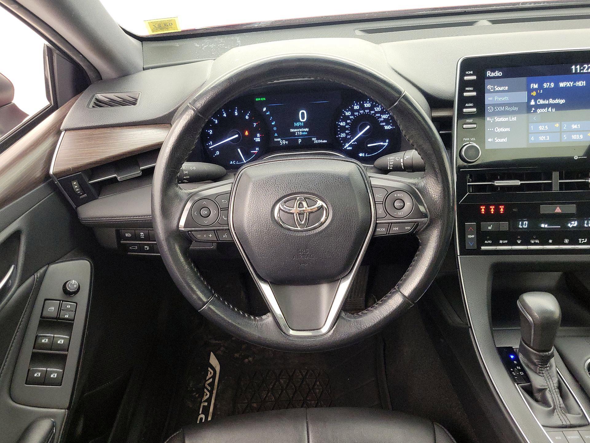 Thumbnail: 2019 Toyota Avalon - 10