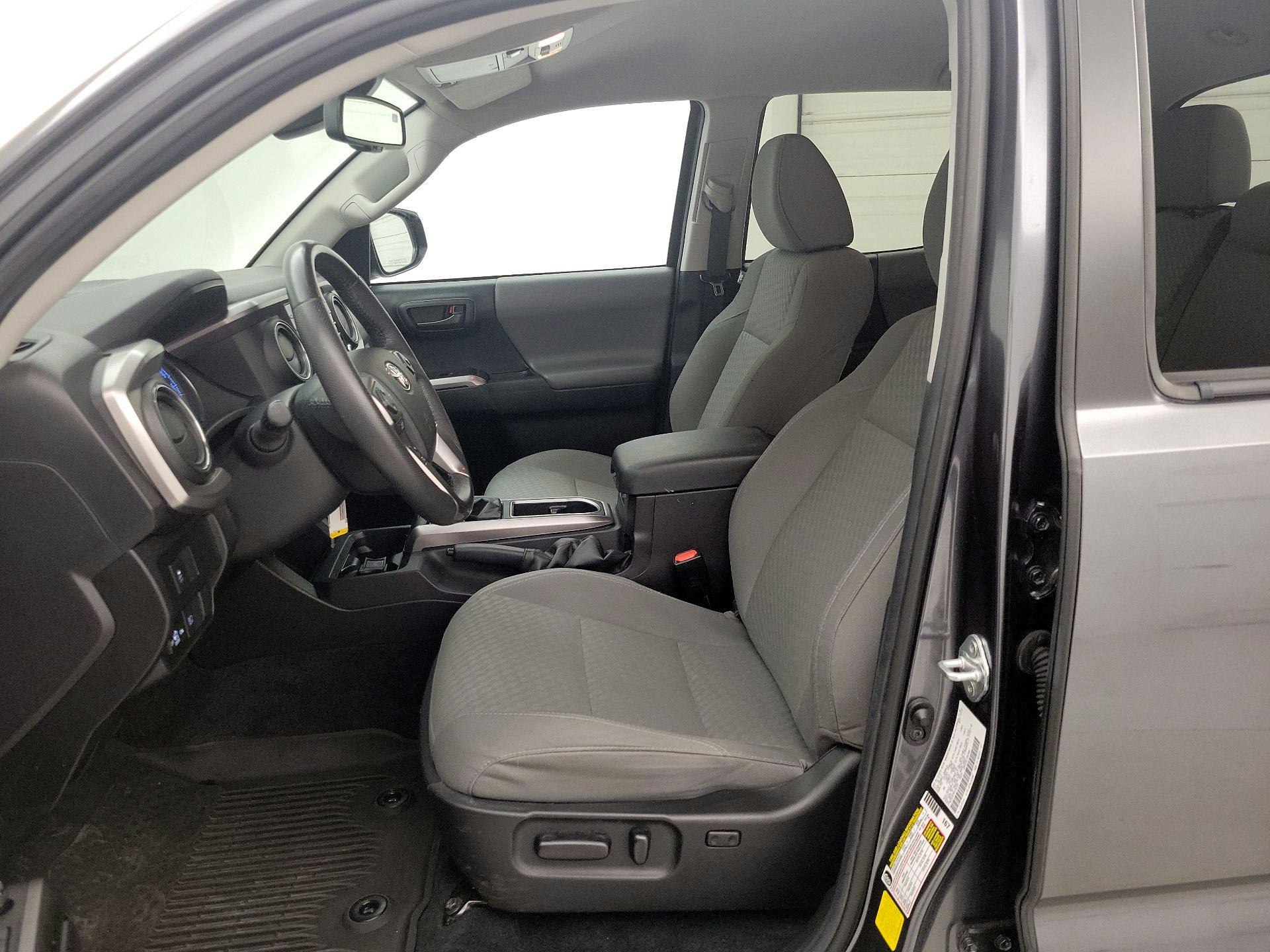 Thumbnail: 2021 Toyota Tacoma - 11