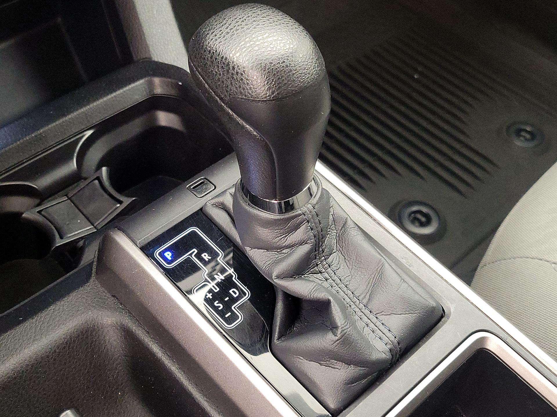 Thumbnail: 2021 Toyota Tacoma - 17