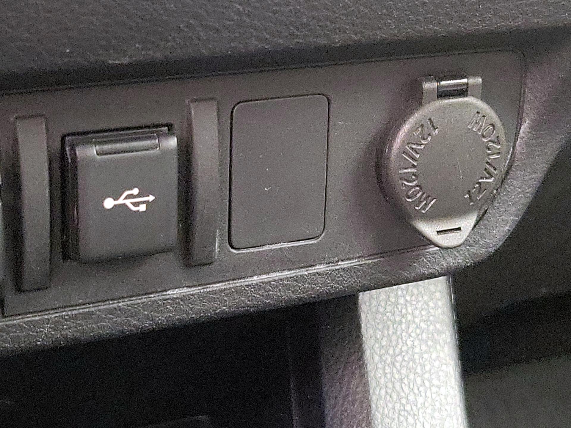 Thumbnail: 2021 Toyota Tacoma - 18