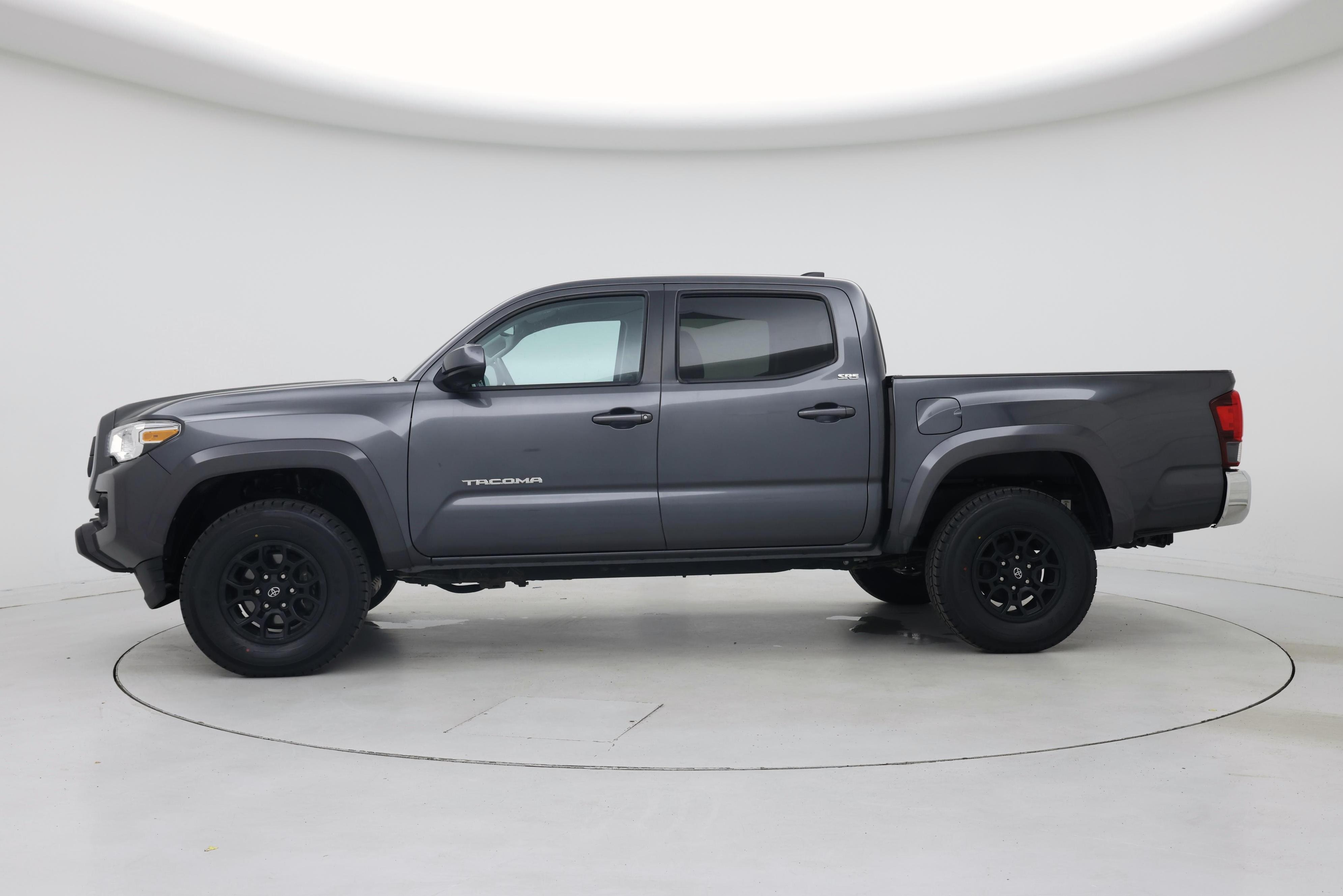 Thumbnail: 2021 Toyota Tacoma - 3