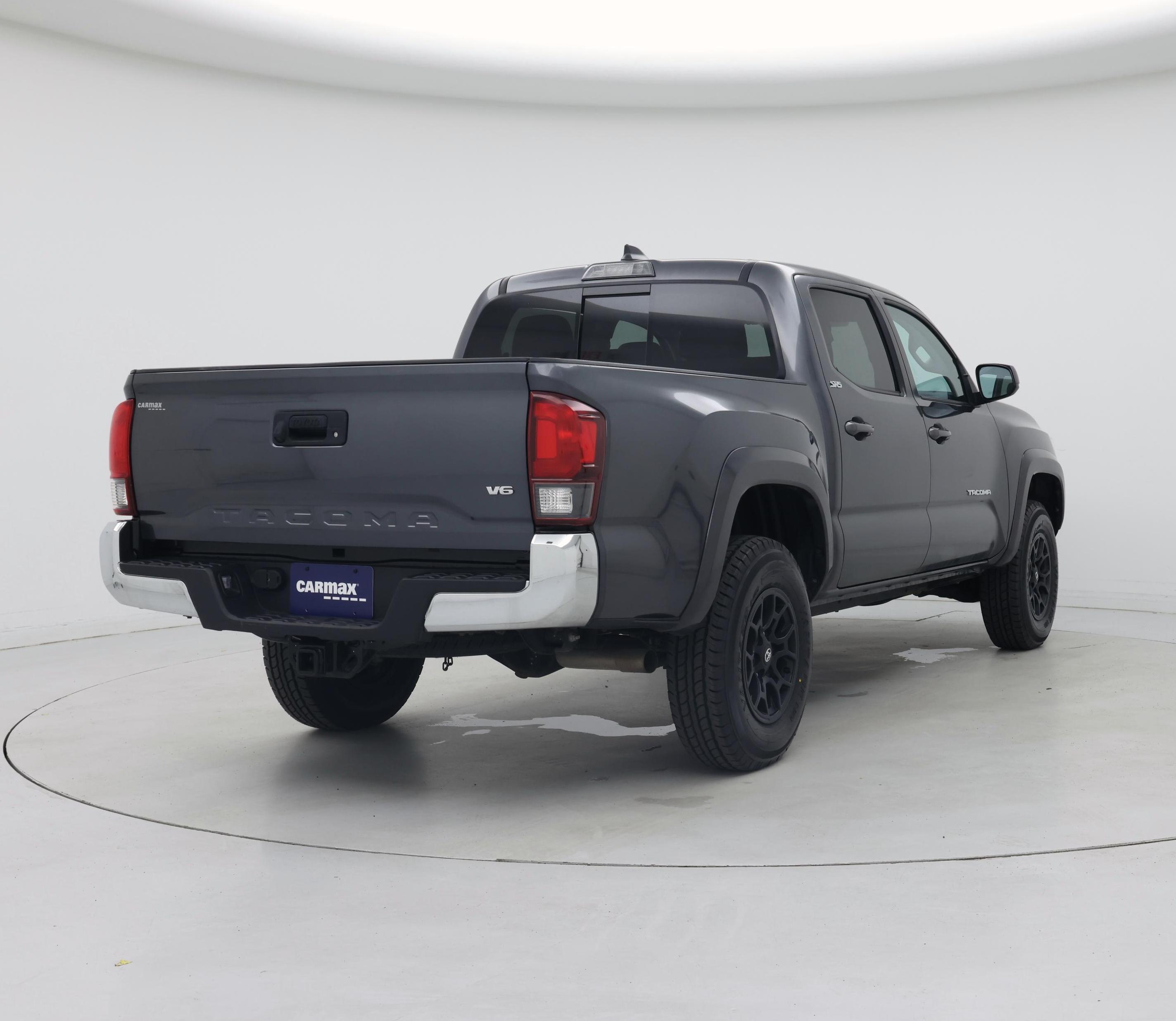 Thumbnail: 2021 Toyota Tacoma - 8