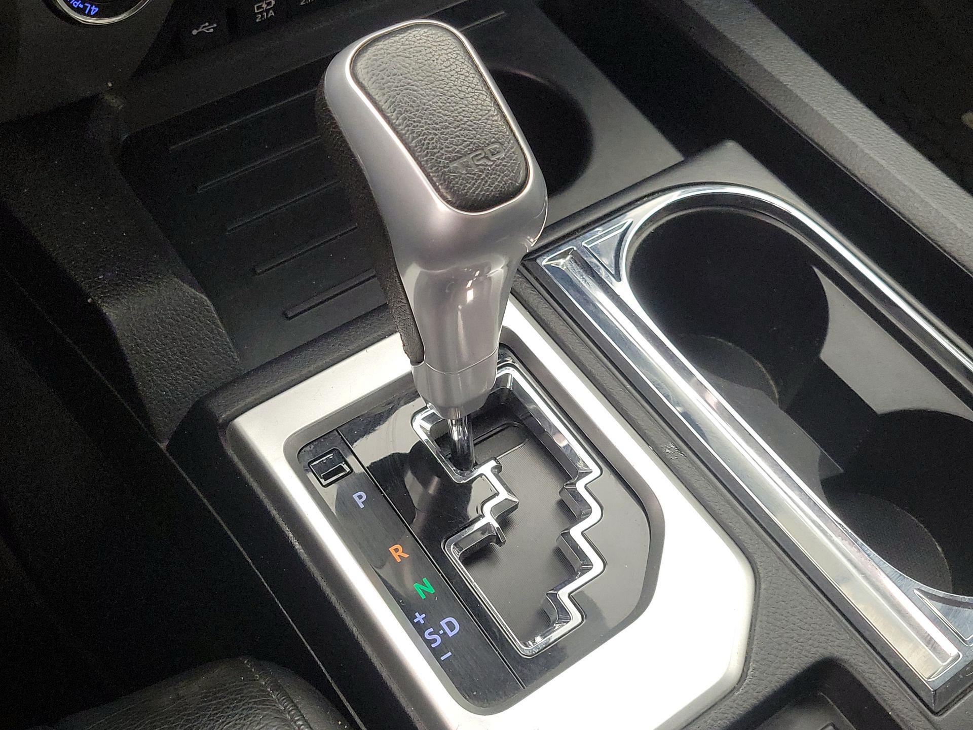 Thumbnail: 2020 Toyota Tundra - 18