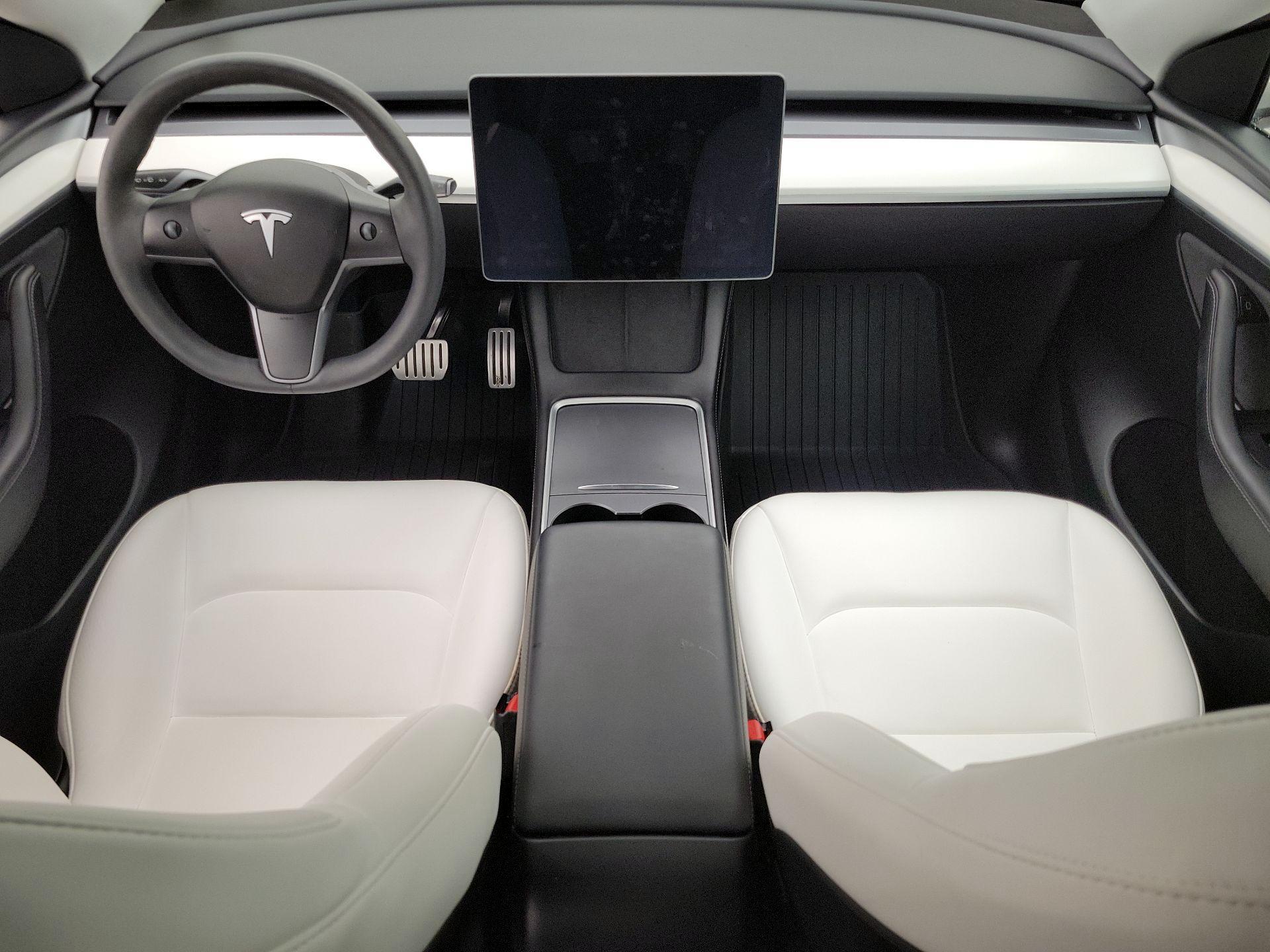 Thumbnail: 2023 Tesla Model Y - 9