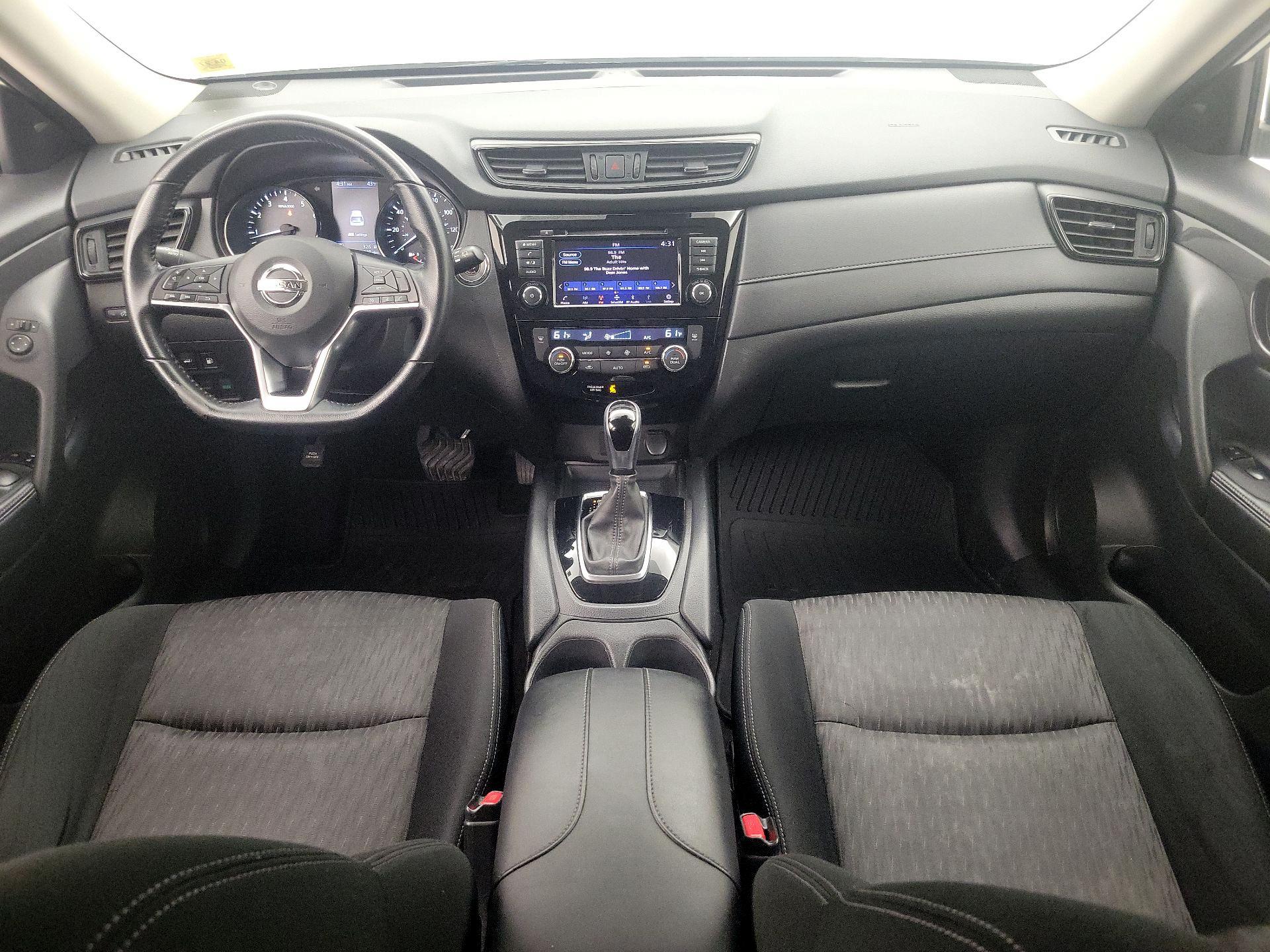 Thumbnail: 2020 Nissan Rogue - 9