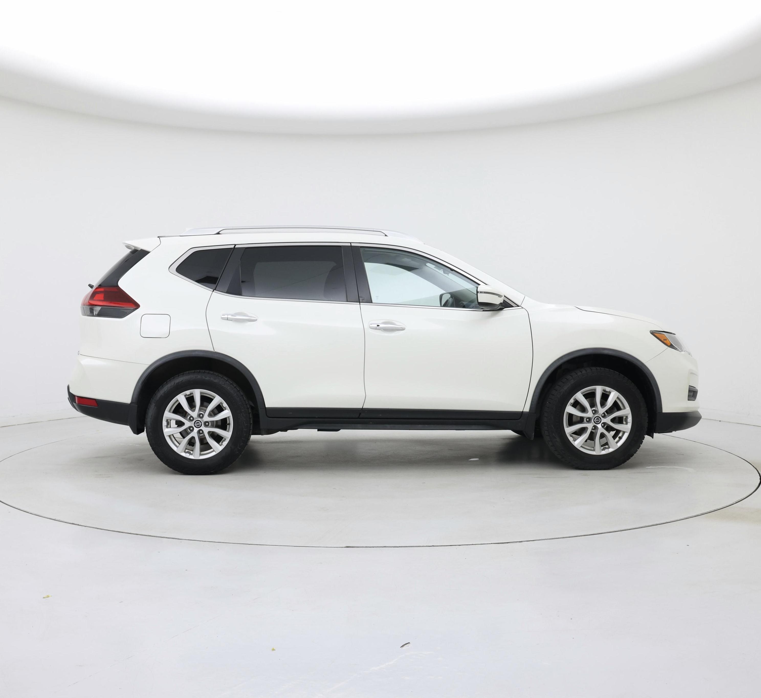 Thumbnail: 2020 Nissan Rogue - 7