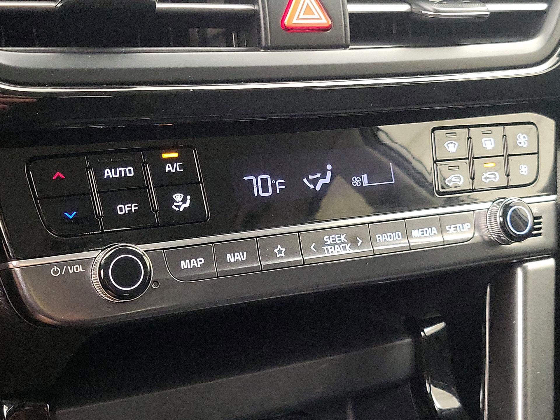 Thumbnail: 2024 Kia Seltos - 17