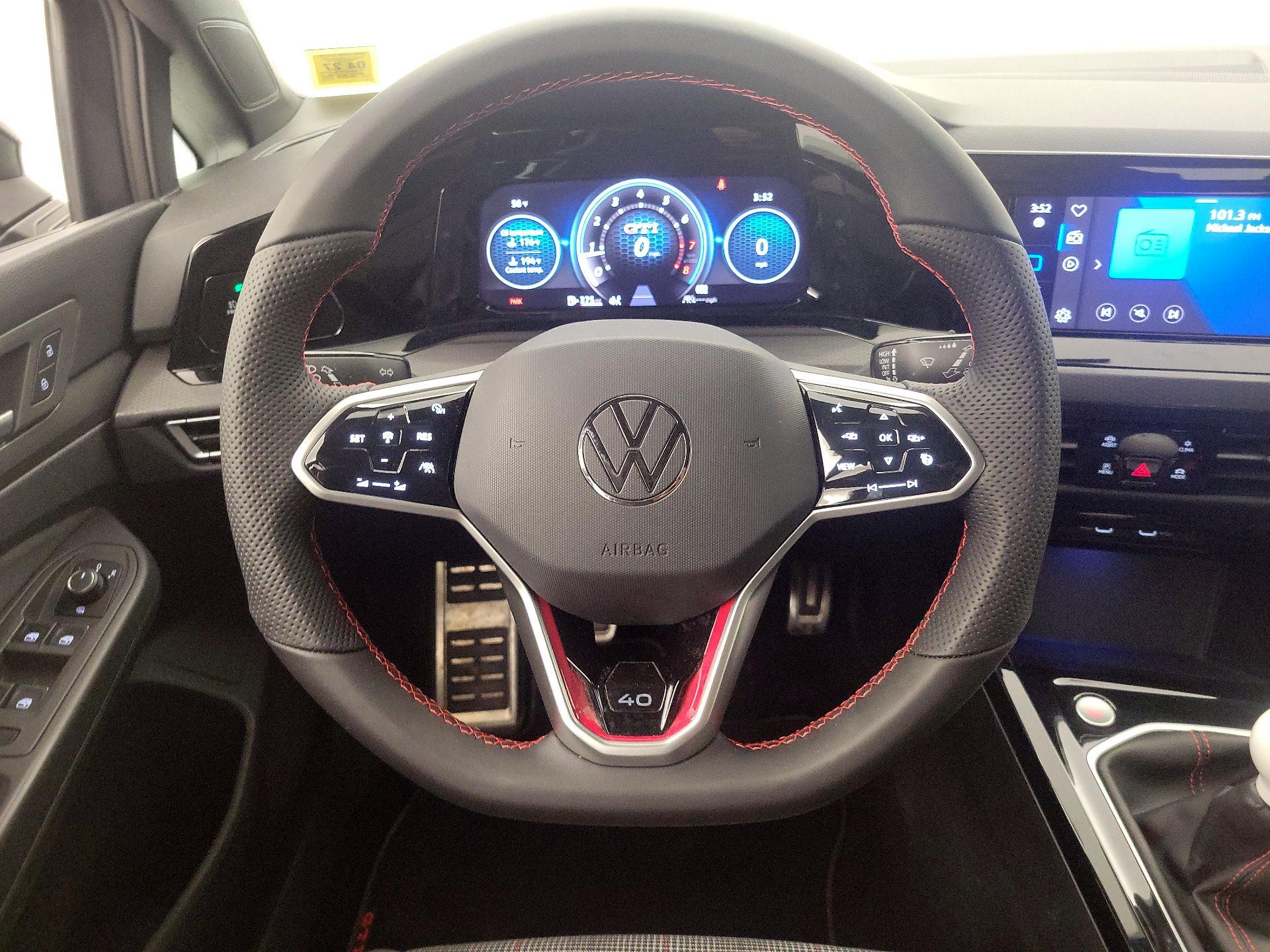 Thumbnail: 2023 Volkswagen Golf - 10