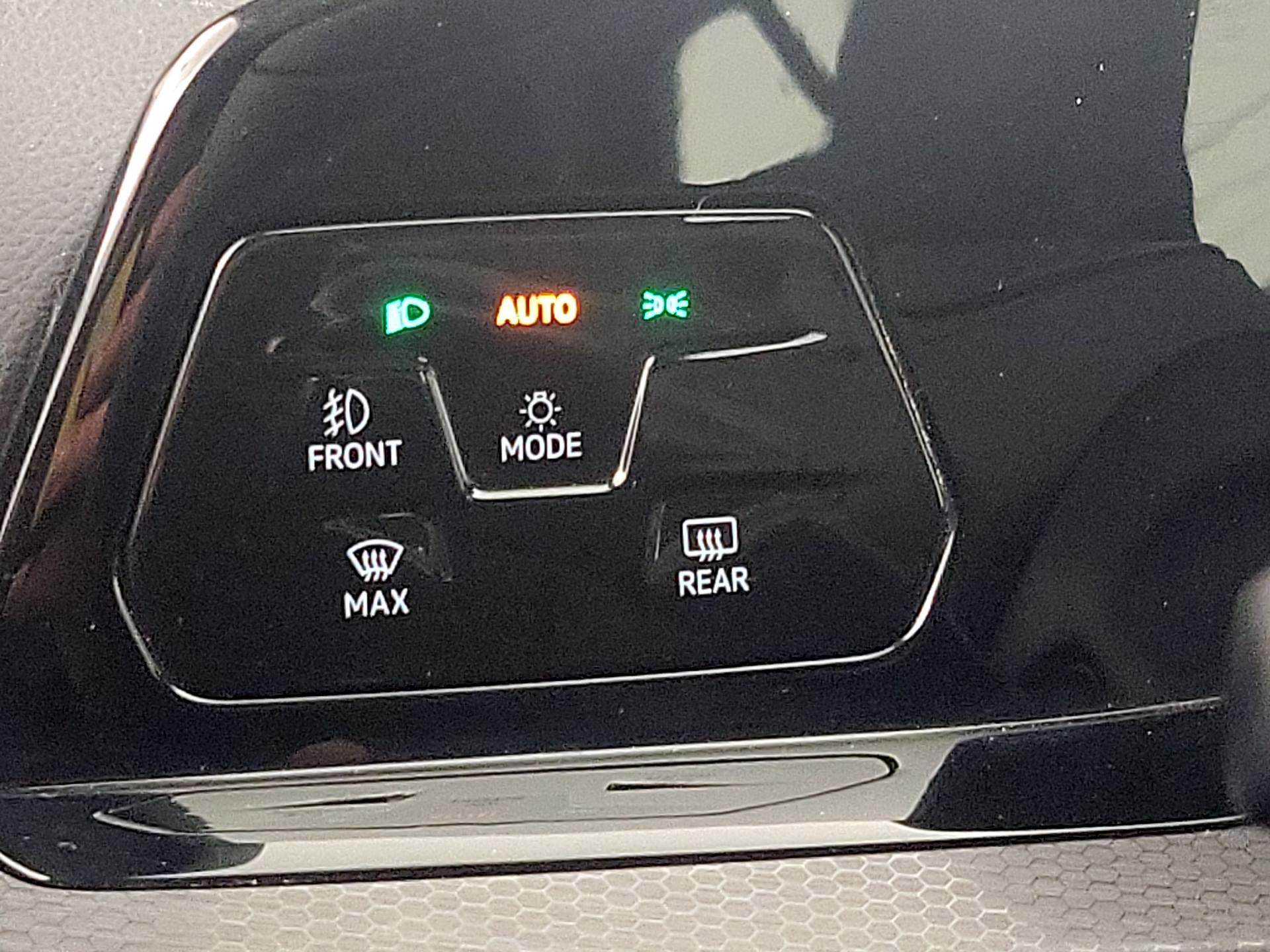 Thumbnail: 2023 Volkswagen Golf - 13