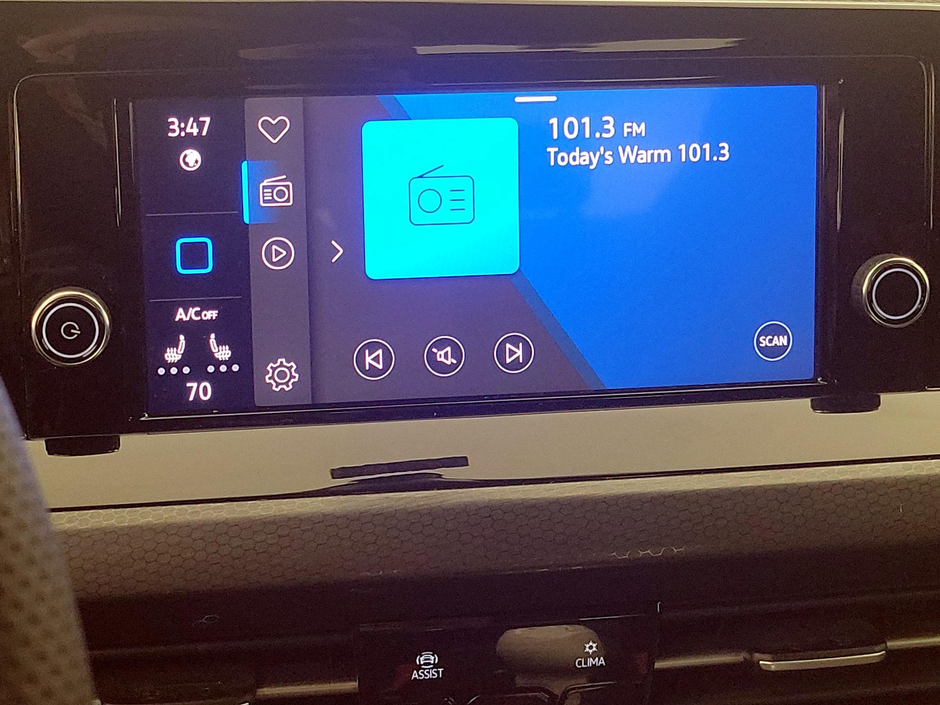 Thumbnail: 2023 Volkswagen Golf - 15