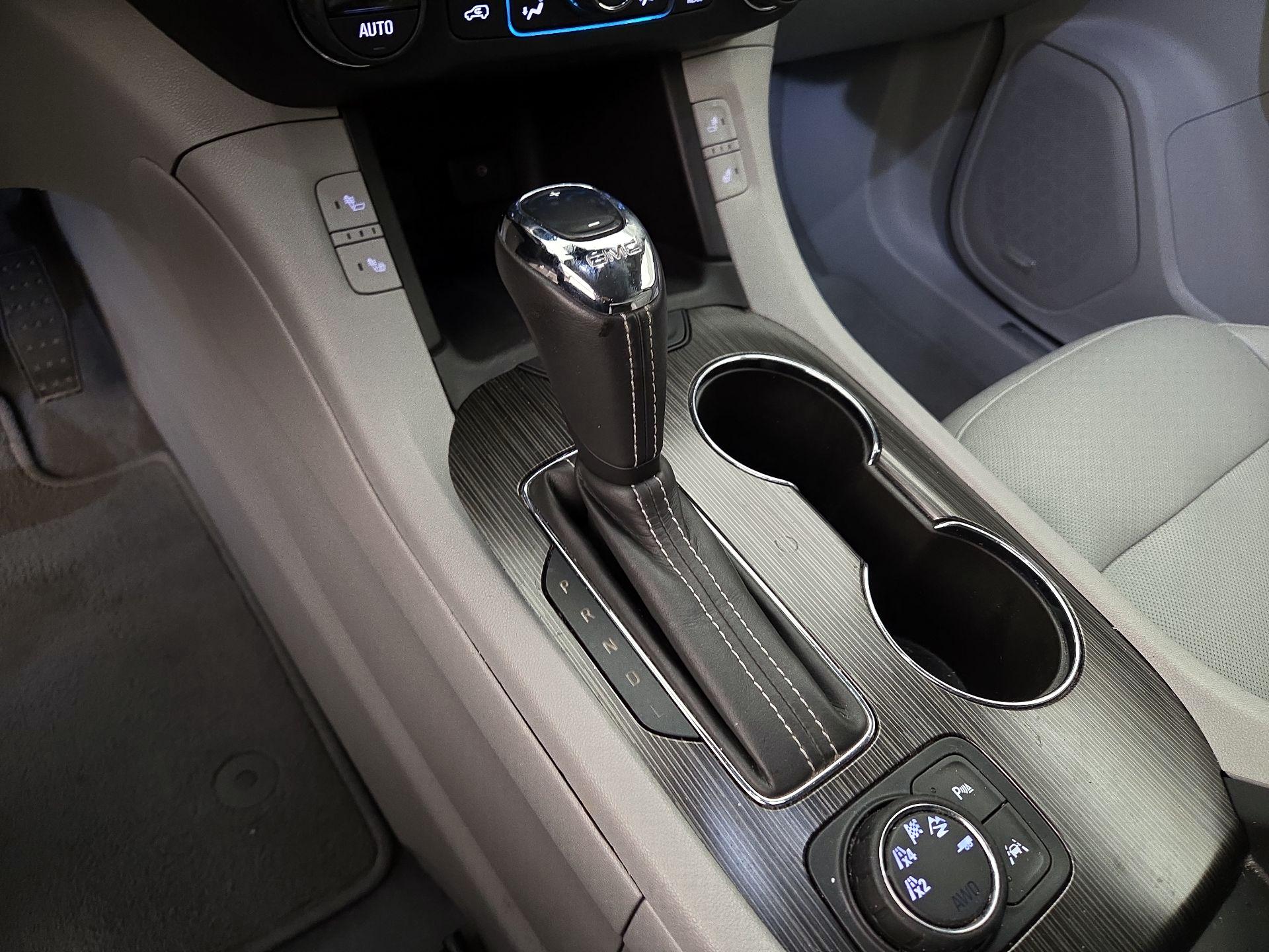 Thumbnail: 2018 GMC Acadia - 17