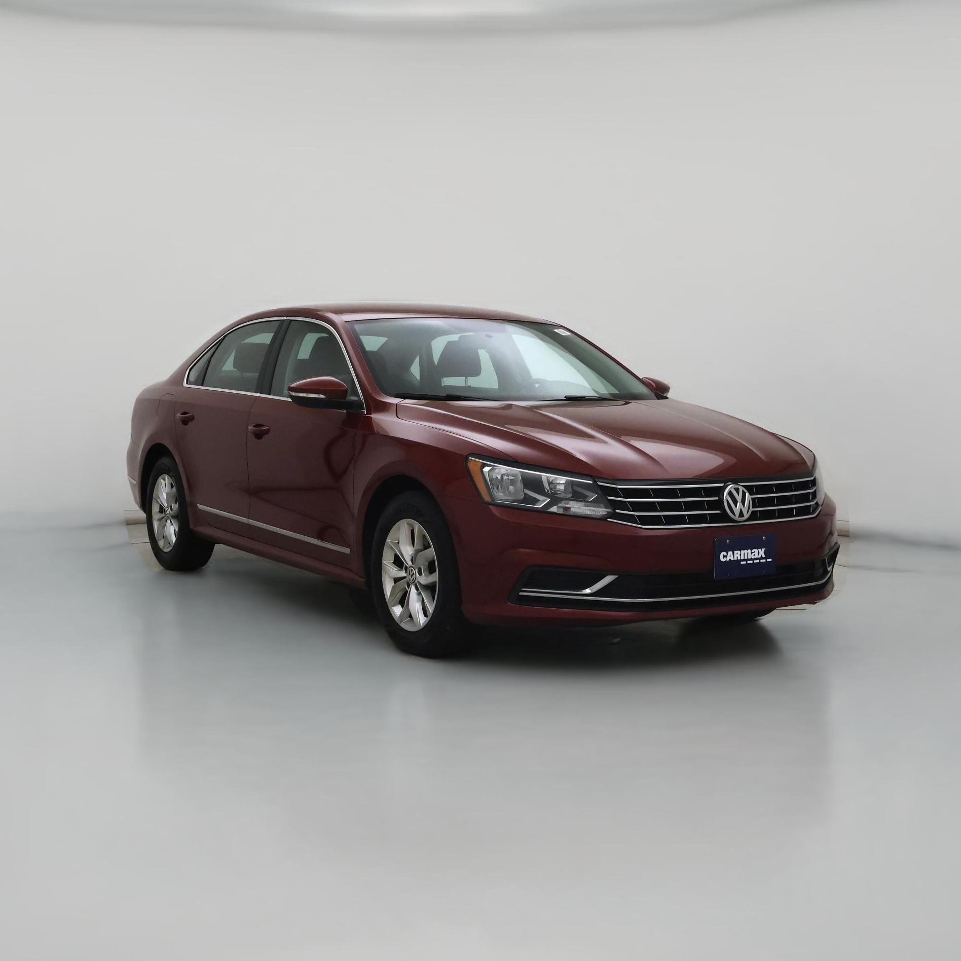 Thumbnail: 2016 Volkswagen Passat - 1