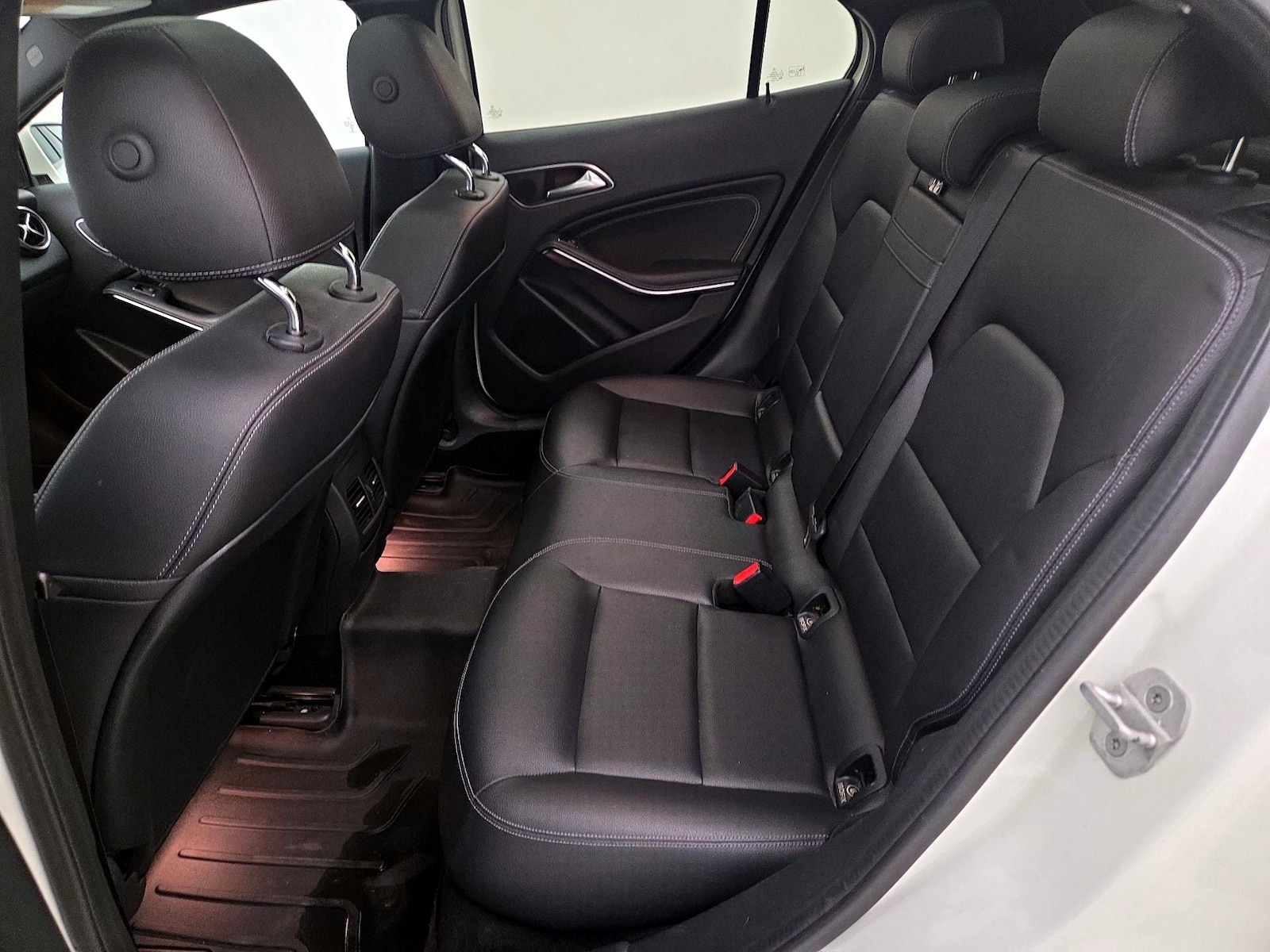 2018 Mercedes-Benz GLA-Class GLA250 - Photo 21