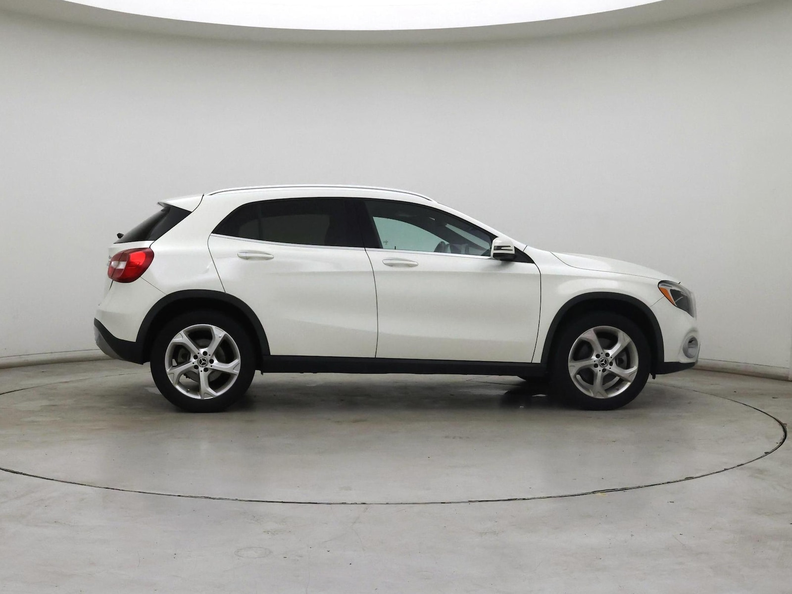 2018 Mercedes-Benz GLA-Class GLA250 - Photo 8