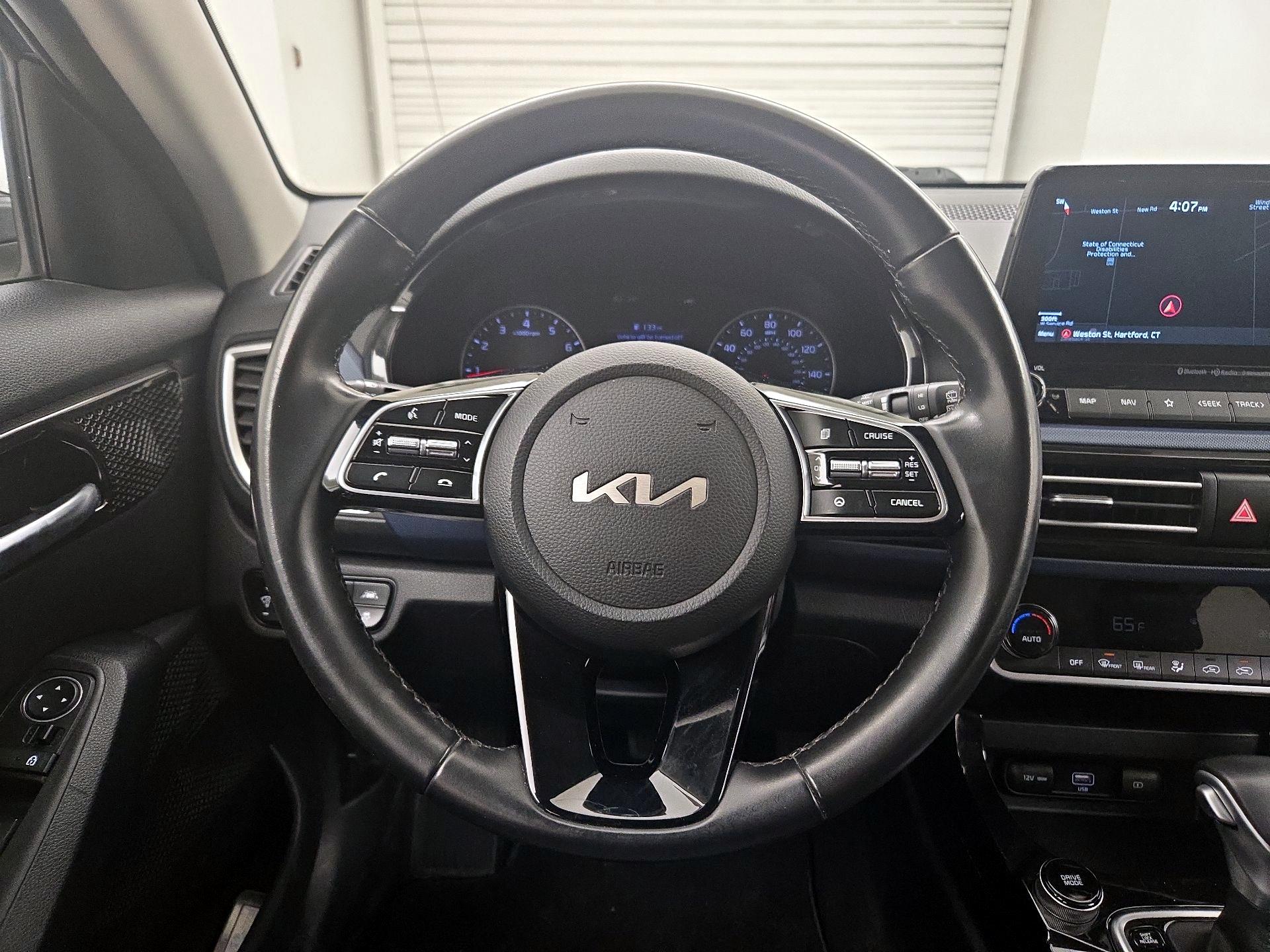 Thumbnail: 2022 Kia Seltos - 10