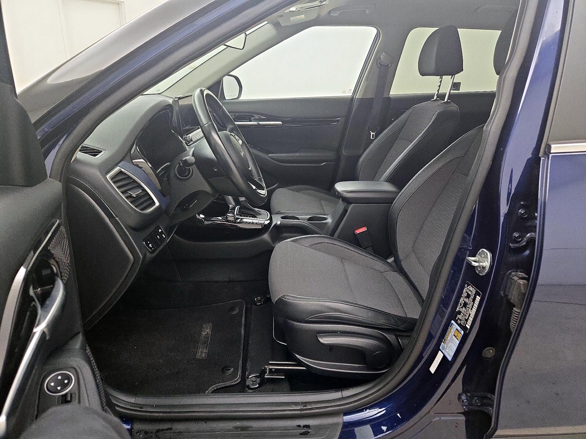 Thumbnail: 2022 Kia Seltos - 11