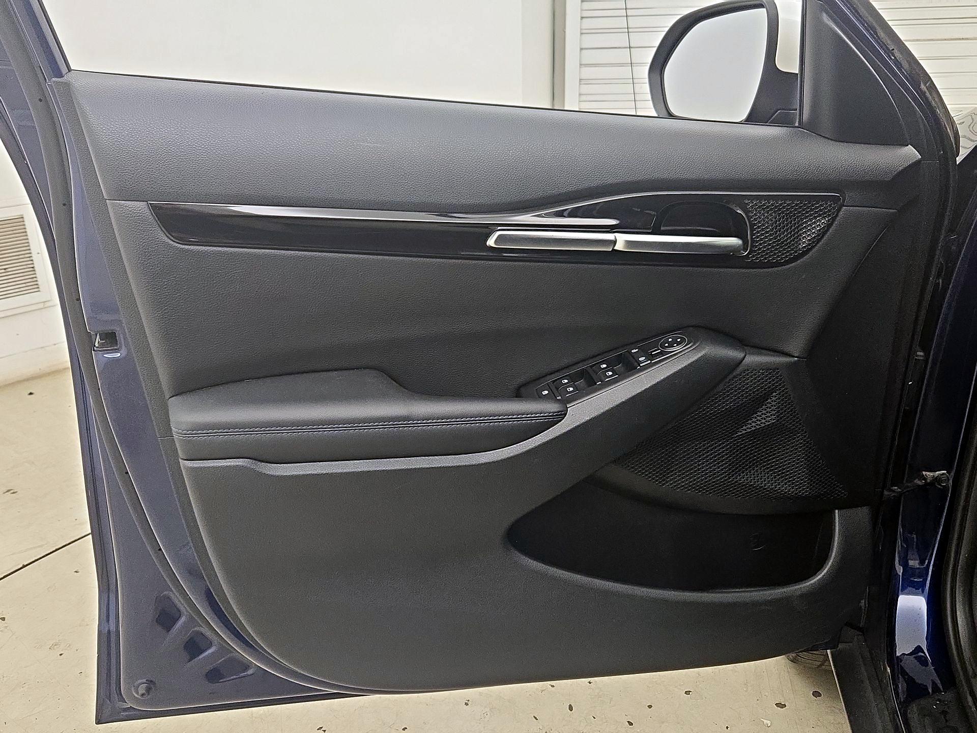 Thumbnail: 2022 Kia Seltos - 12