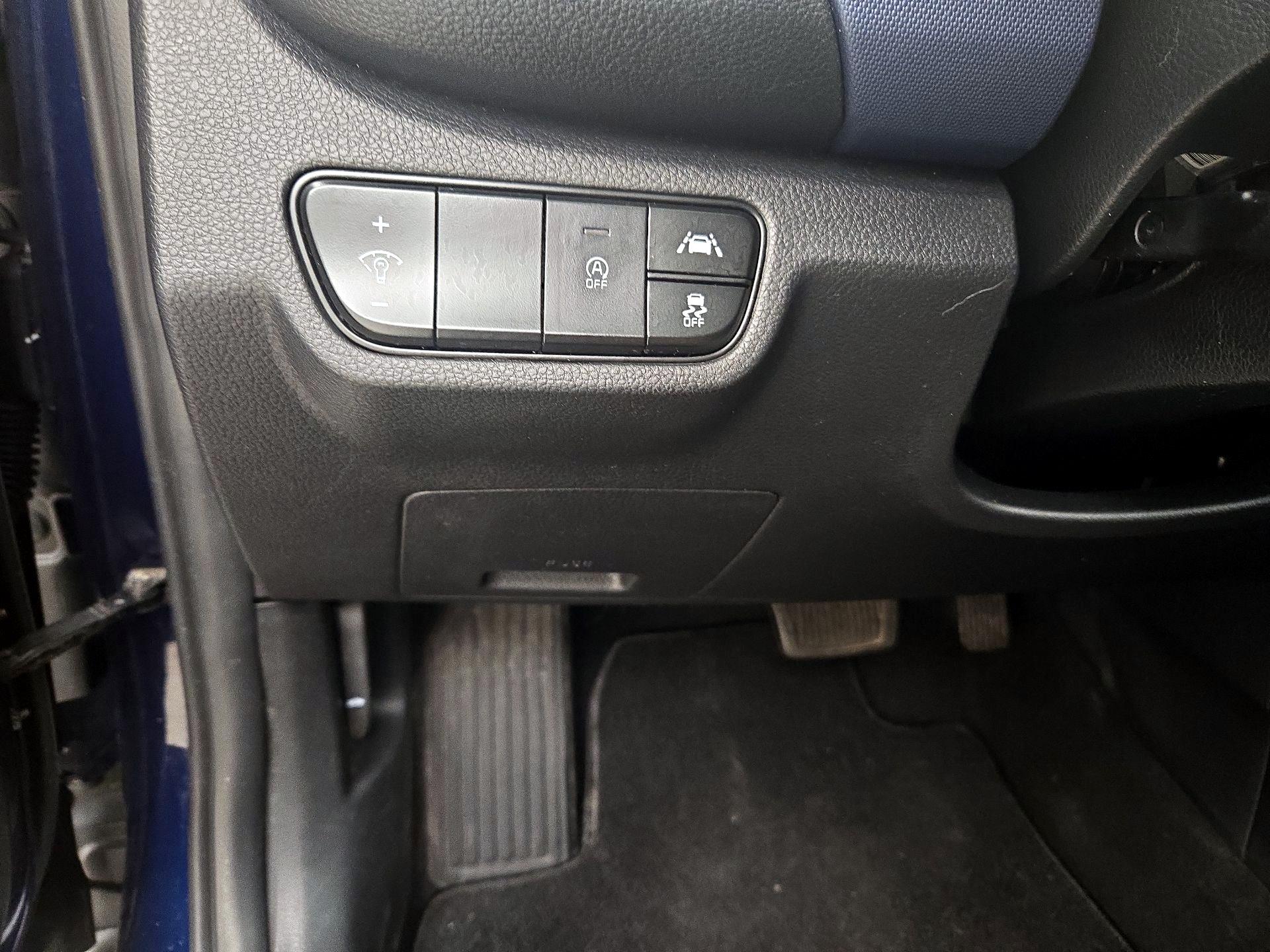 Thumbnail: 2022 Kia Seltos - 13