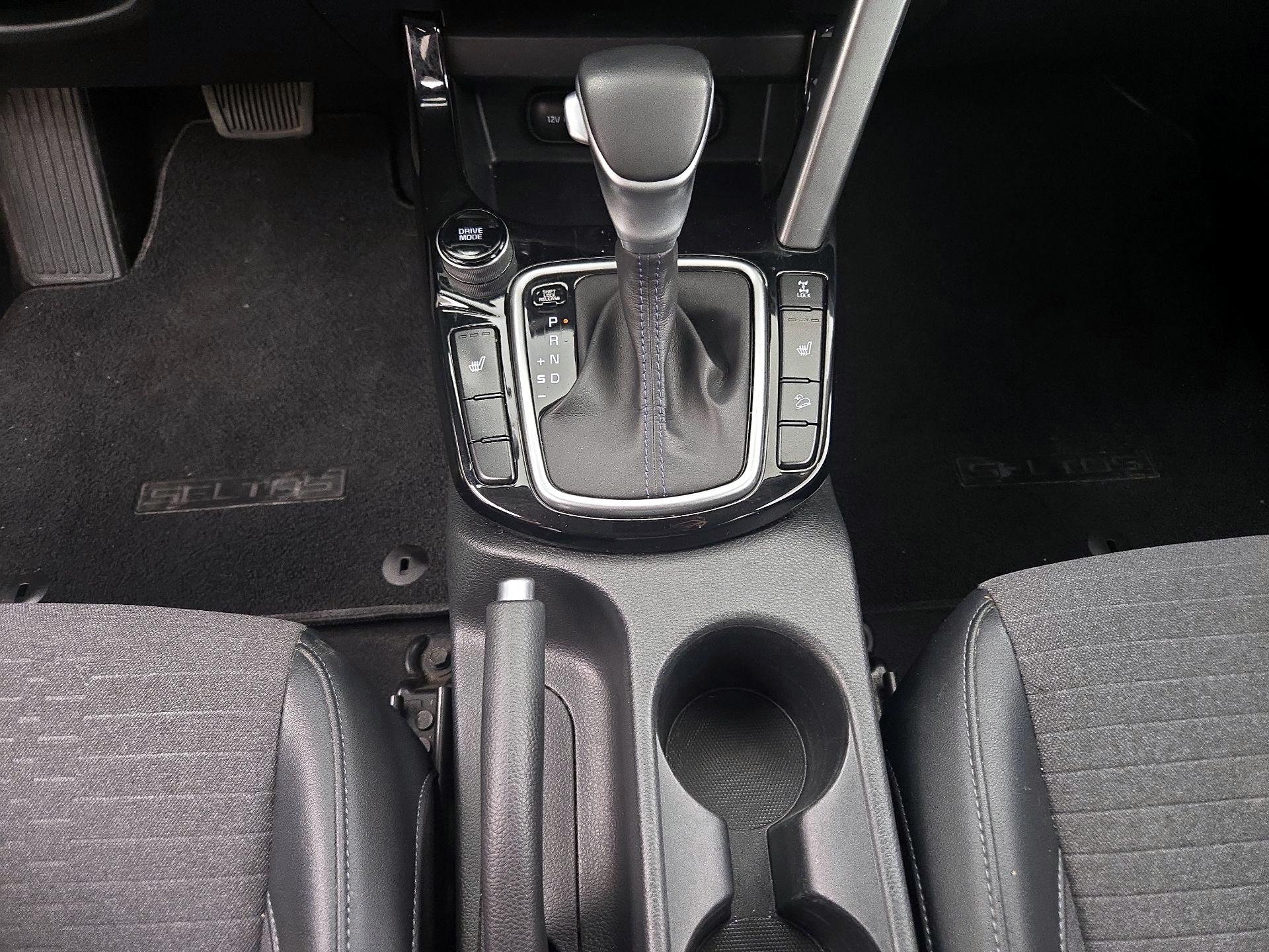 Thumbnail: 2022 Kia Seltos - 18