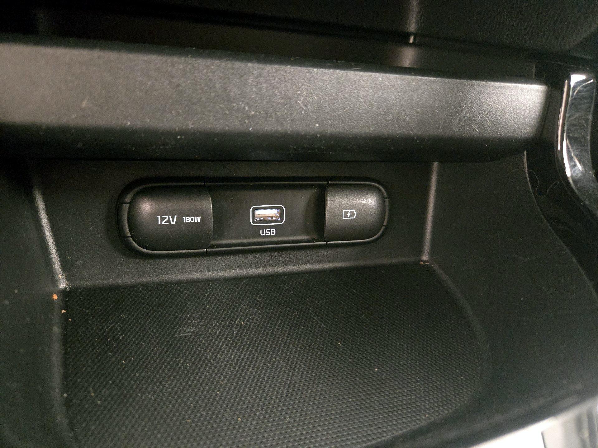 Thumbnail: 2022 Kia Seltos - 19