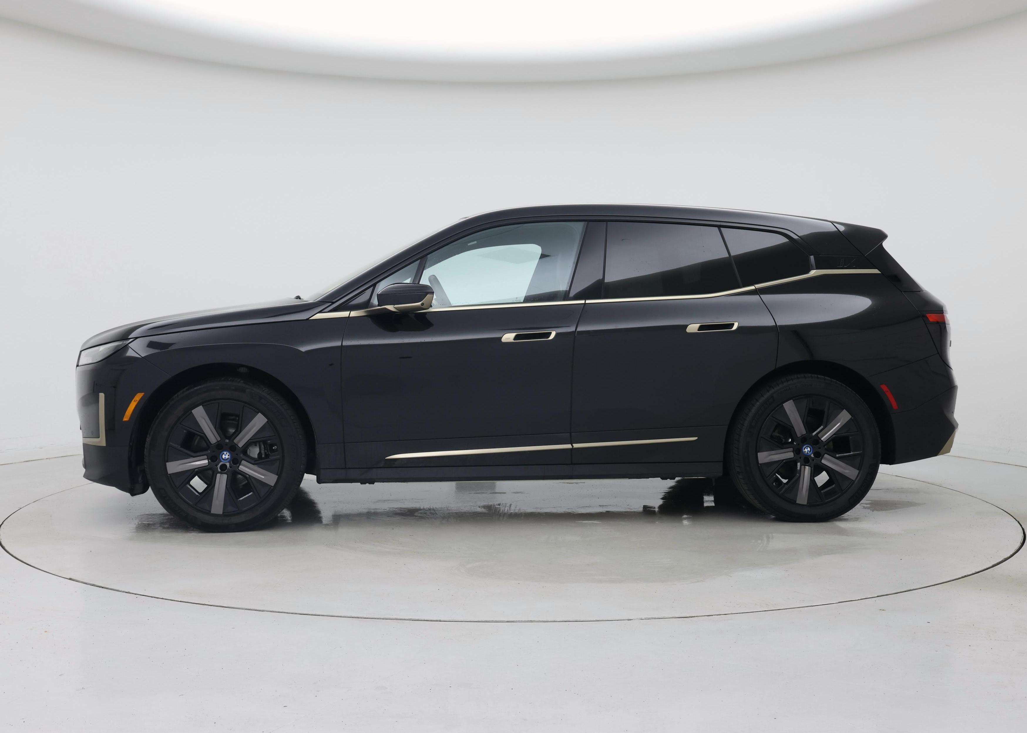 Thumbnail: 2024 BMW iX - 3