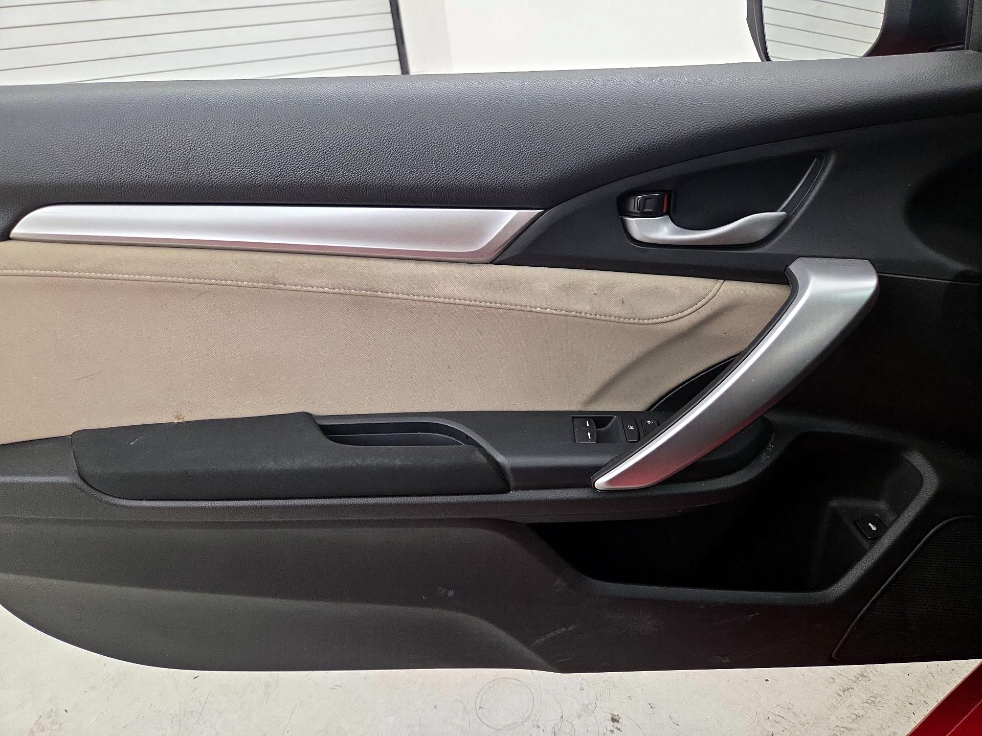 Thumbnail: 2018 Honda Civic - 12