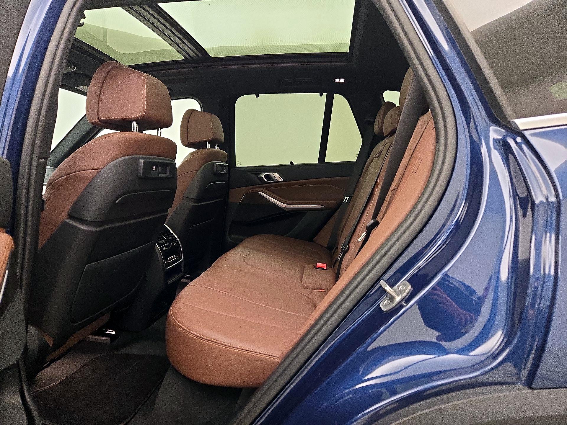 Thumbnail: 2022 BMW X5 - 20