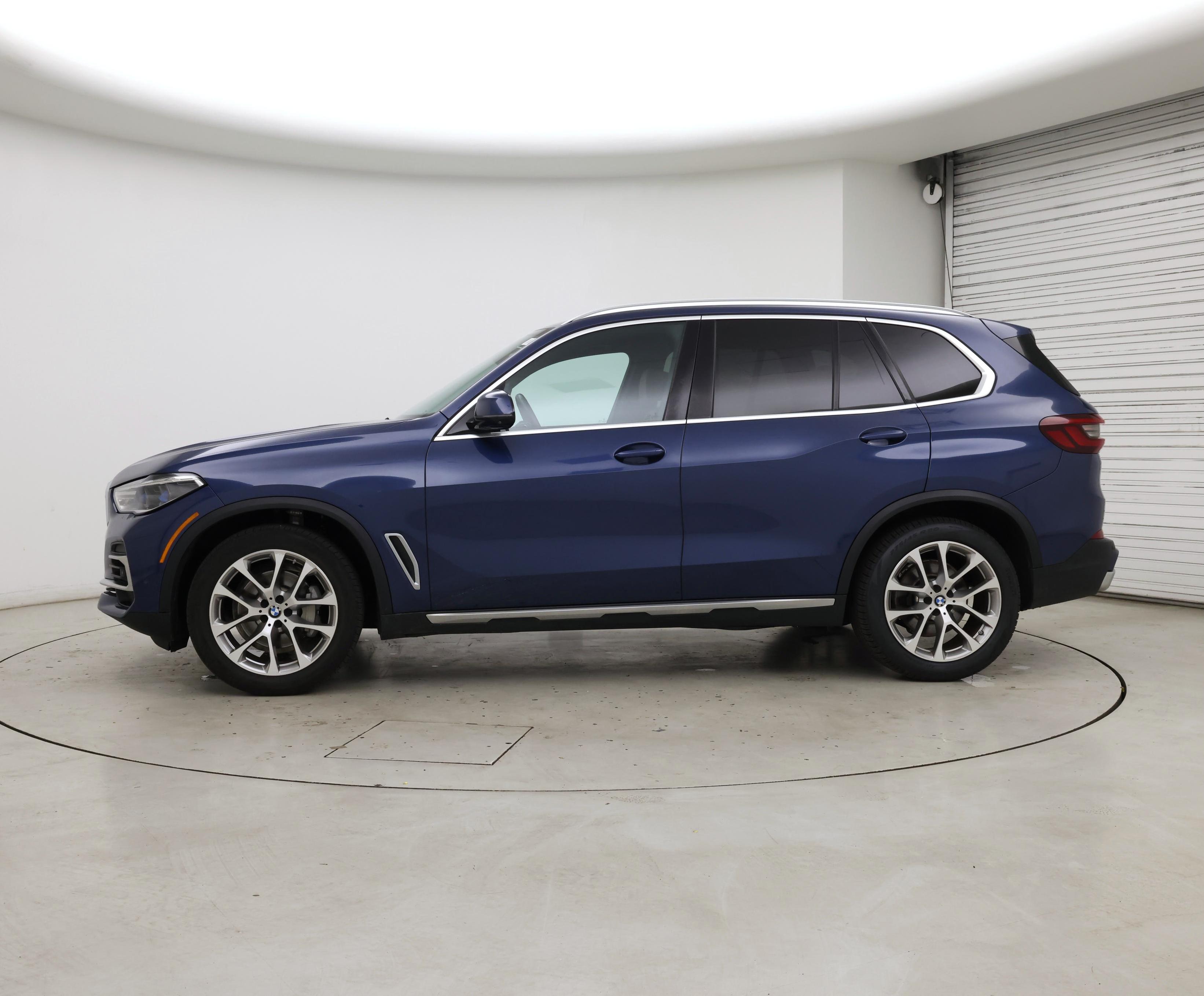 Thumbnail: 2022 BMW X5 - 3