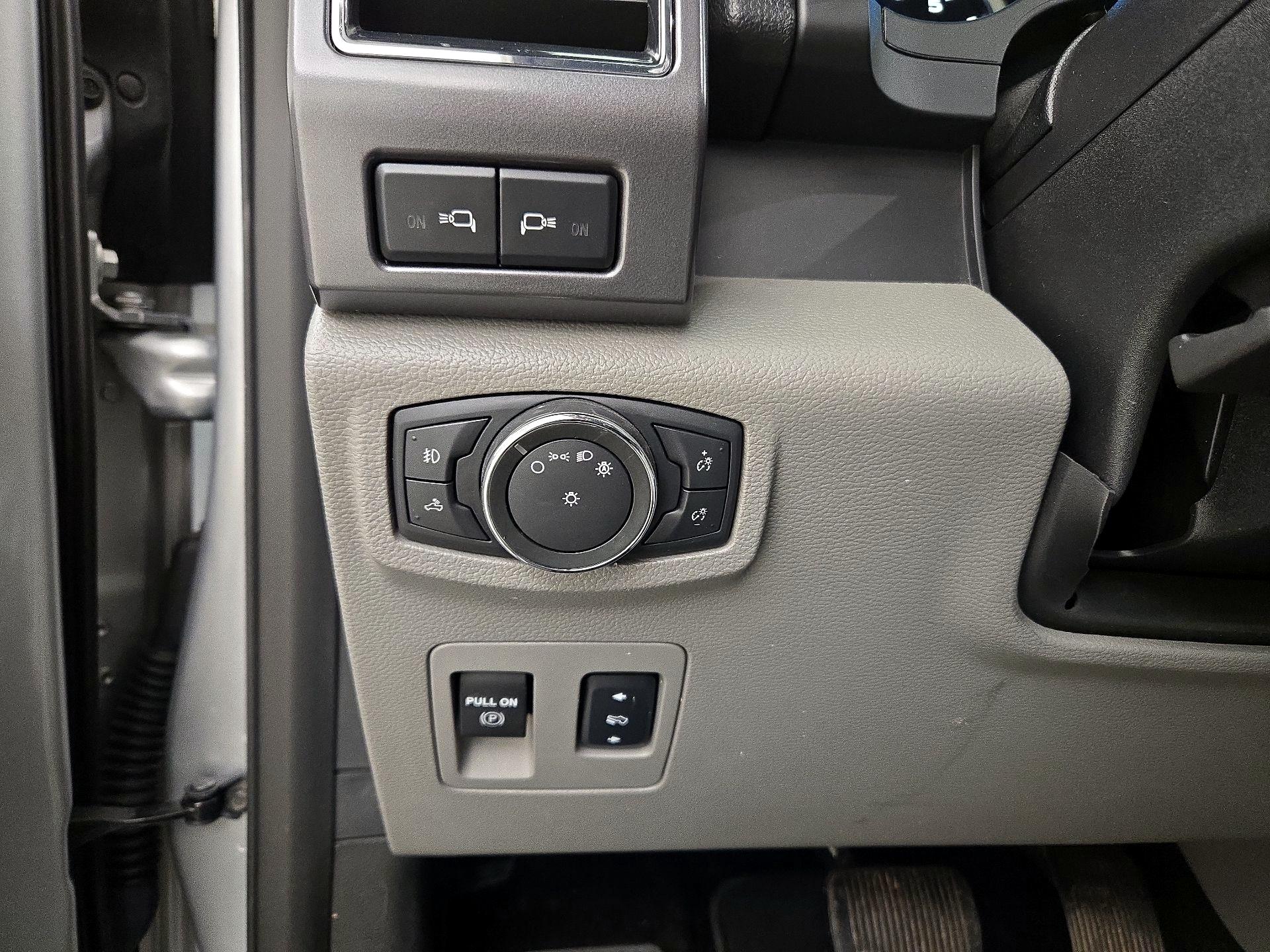 Thumbnail: 2018 Ford F-150 - 13