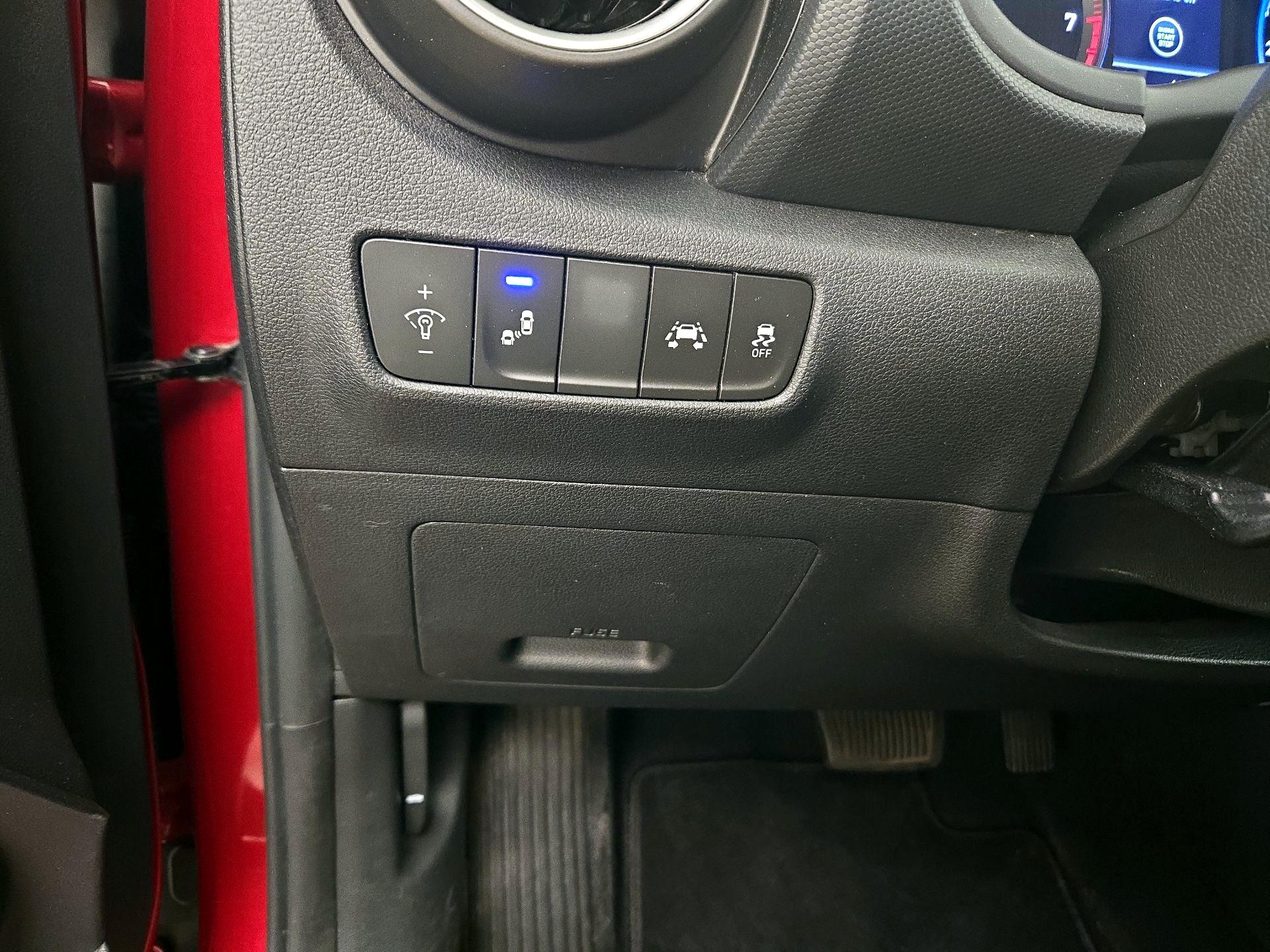 Thumbnail: 2020 Hyundai Kona - 13