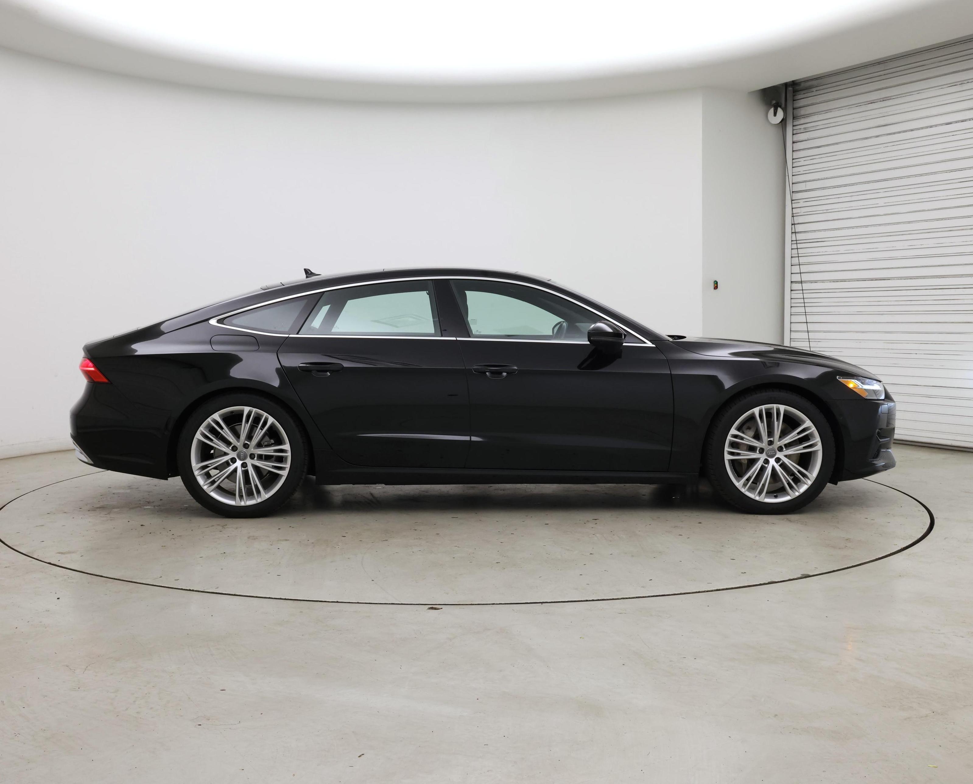 Thumbnail: 2020 Audi A7 - 7