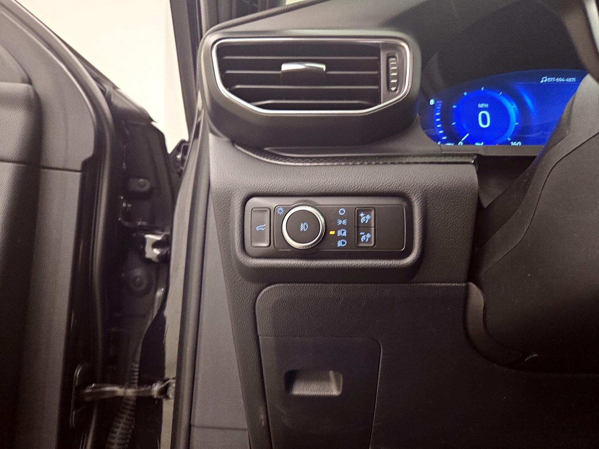 Thumbnail: 2020 Ford Explorer - 13