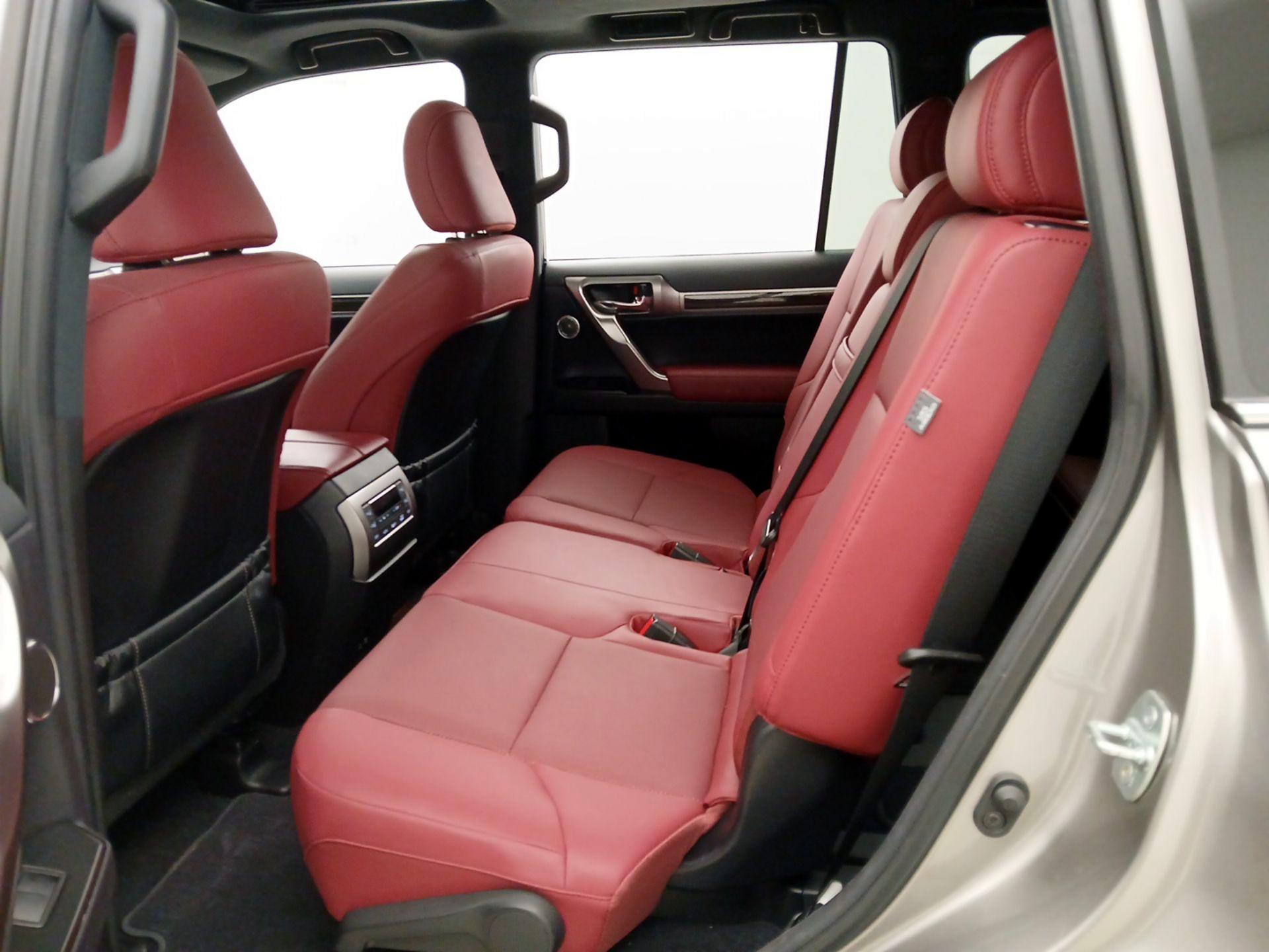 Thumbnail: 2022 Lexus GX - 19