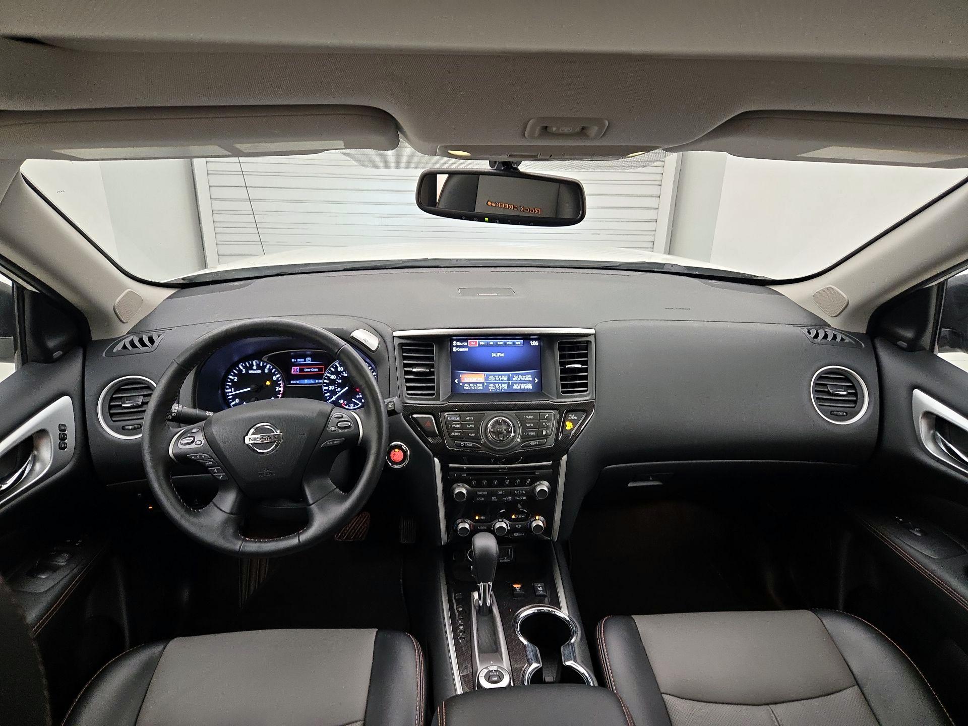 Thumbnail: 2020 Nissan Pathfinder - 9