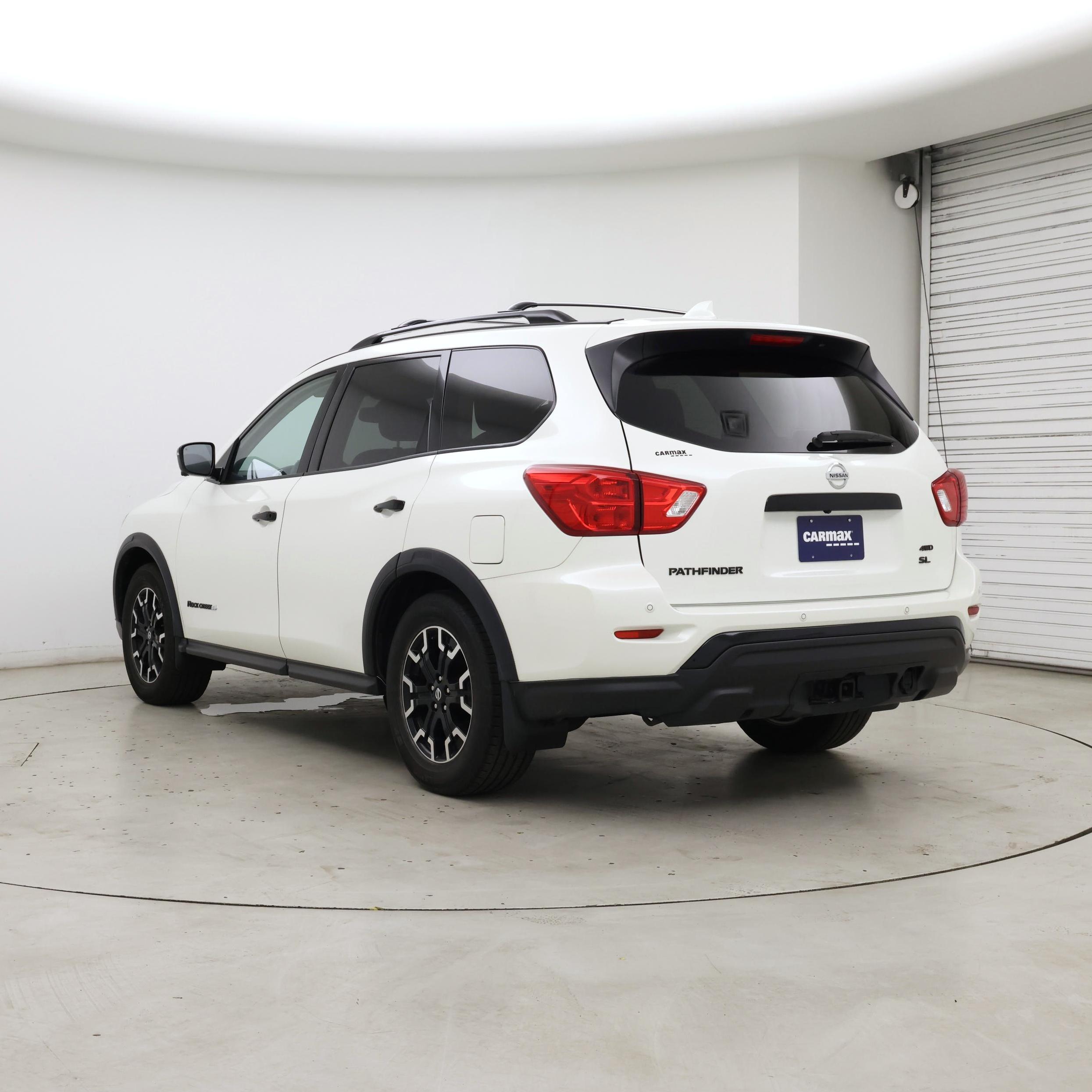 Thumbnail: 2020 Nissan Pathfinder - 2