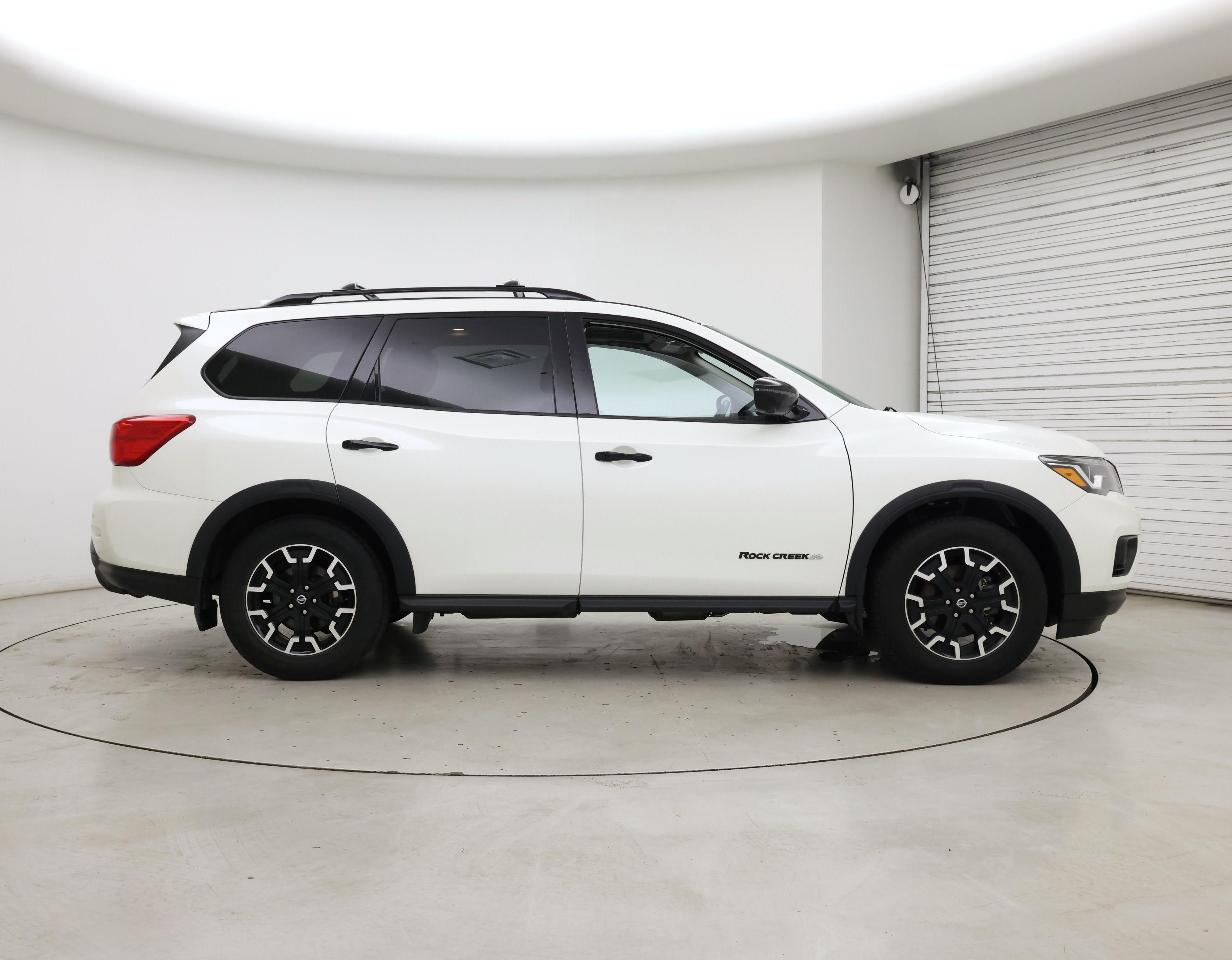 Thumbnail: 2020 Nissan Pathfinder - 7