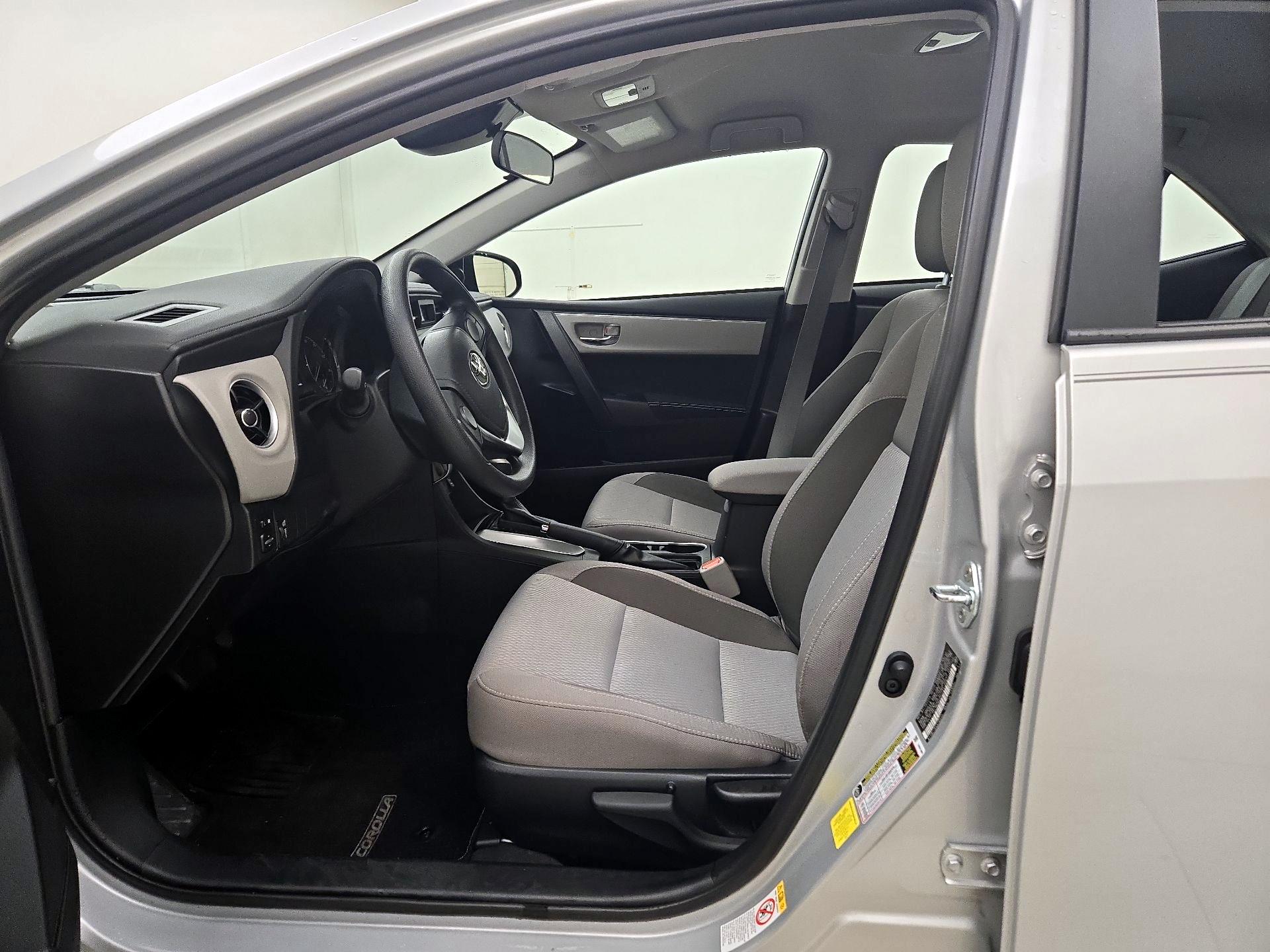 Thumbnail: 2017 Toyota Corolla - 11