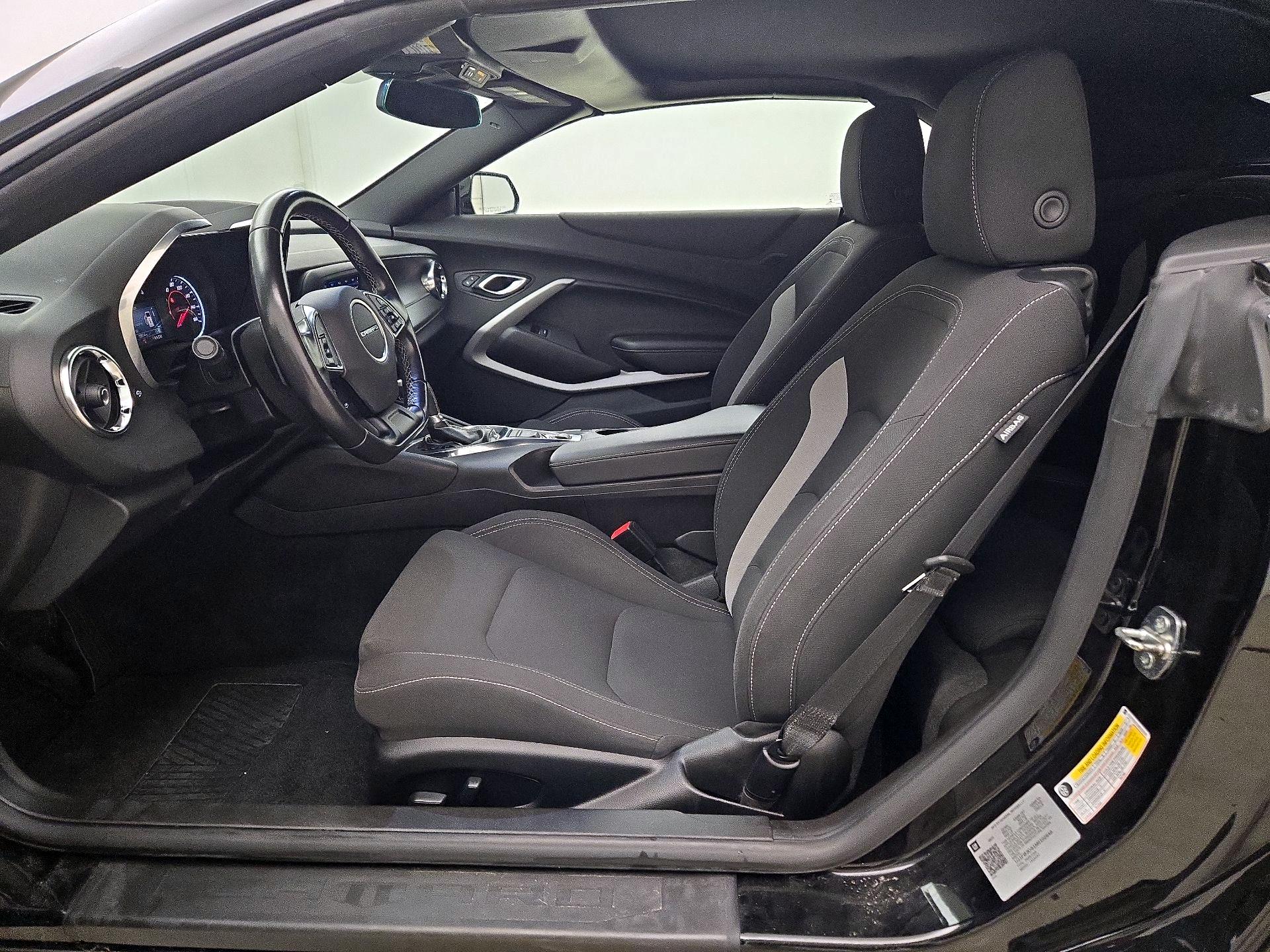 Thumbnail: 2021 Chevrolet Camaro - 11