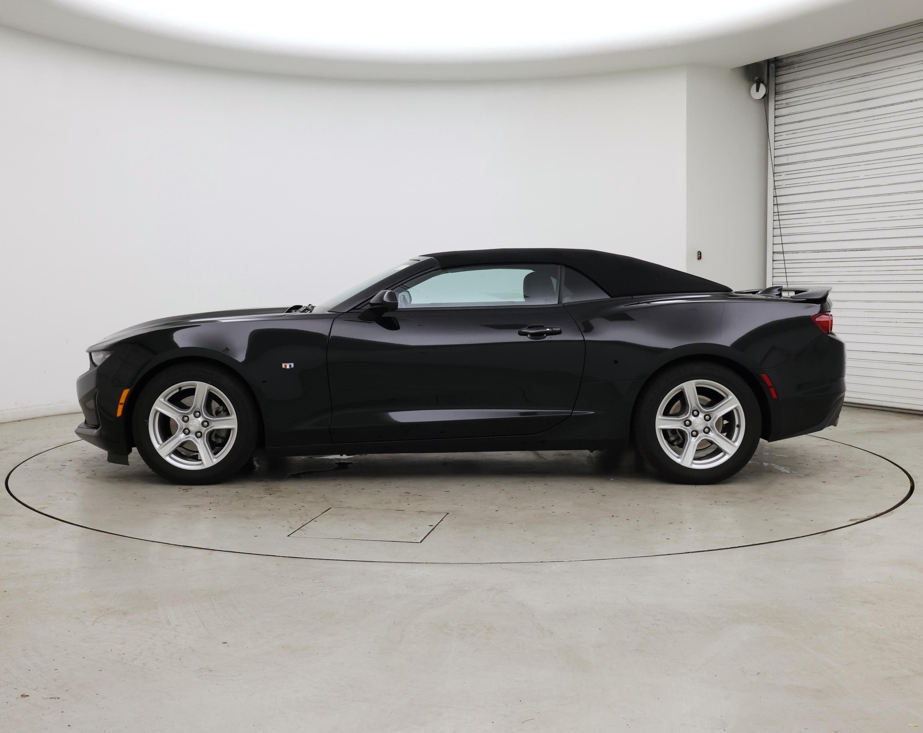 Thumbnail: 2021 Chevrolet Camaro - 3