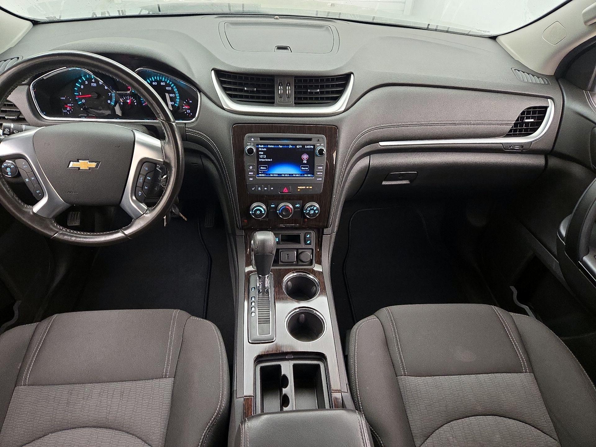 Thumbnail: 2017 Chevrolet Traverse - 9