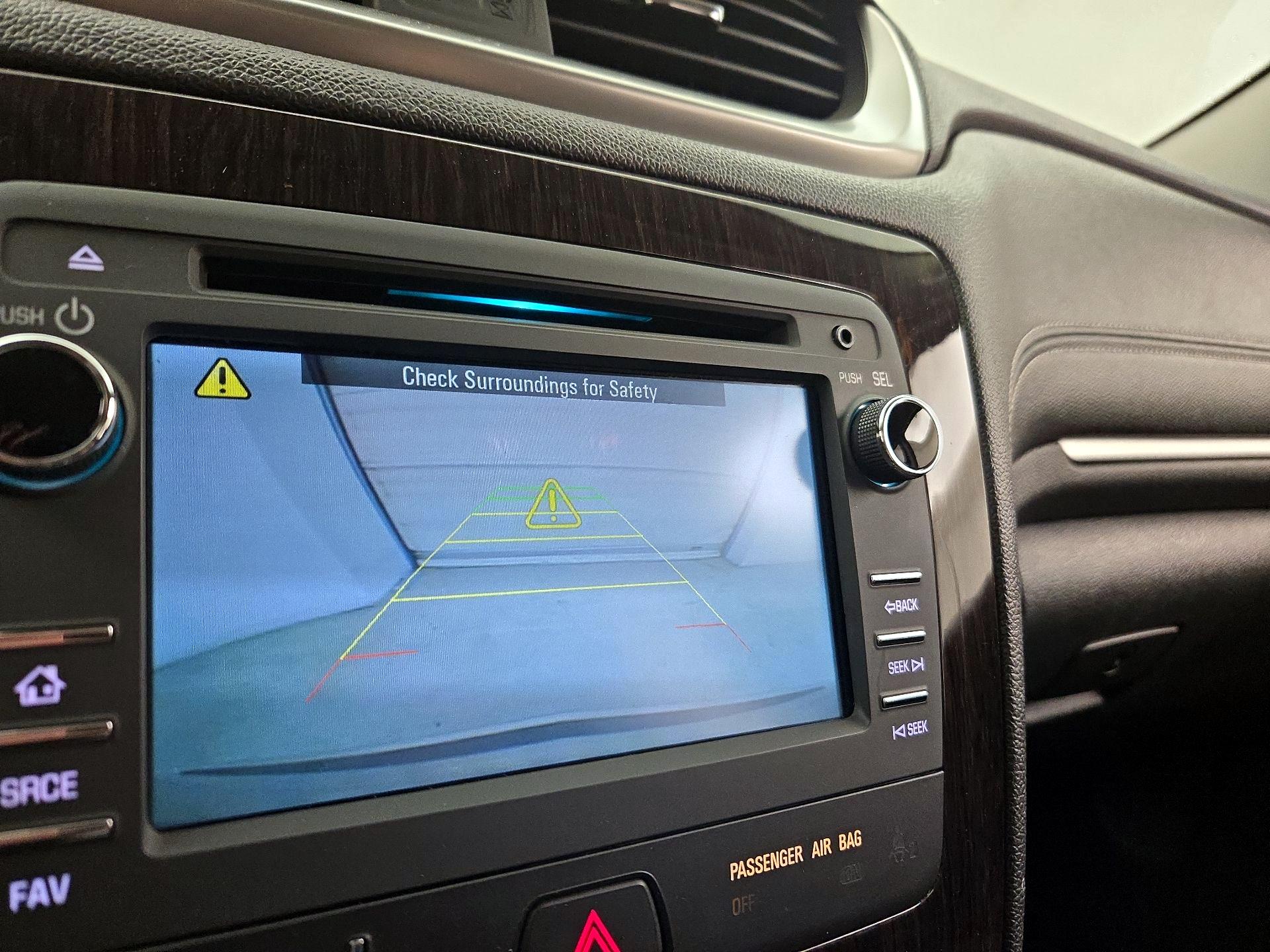 Thumbnail: 2017 Chevrolet Traverse - 14